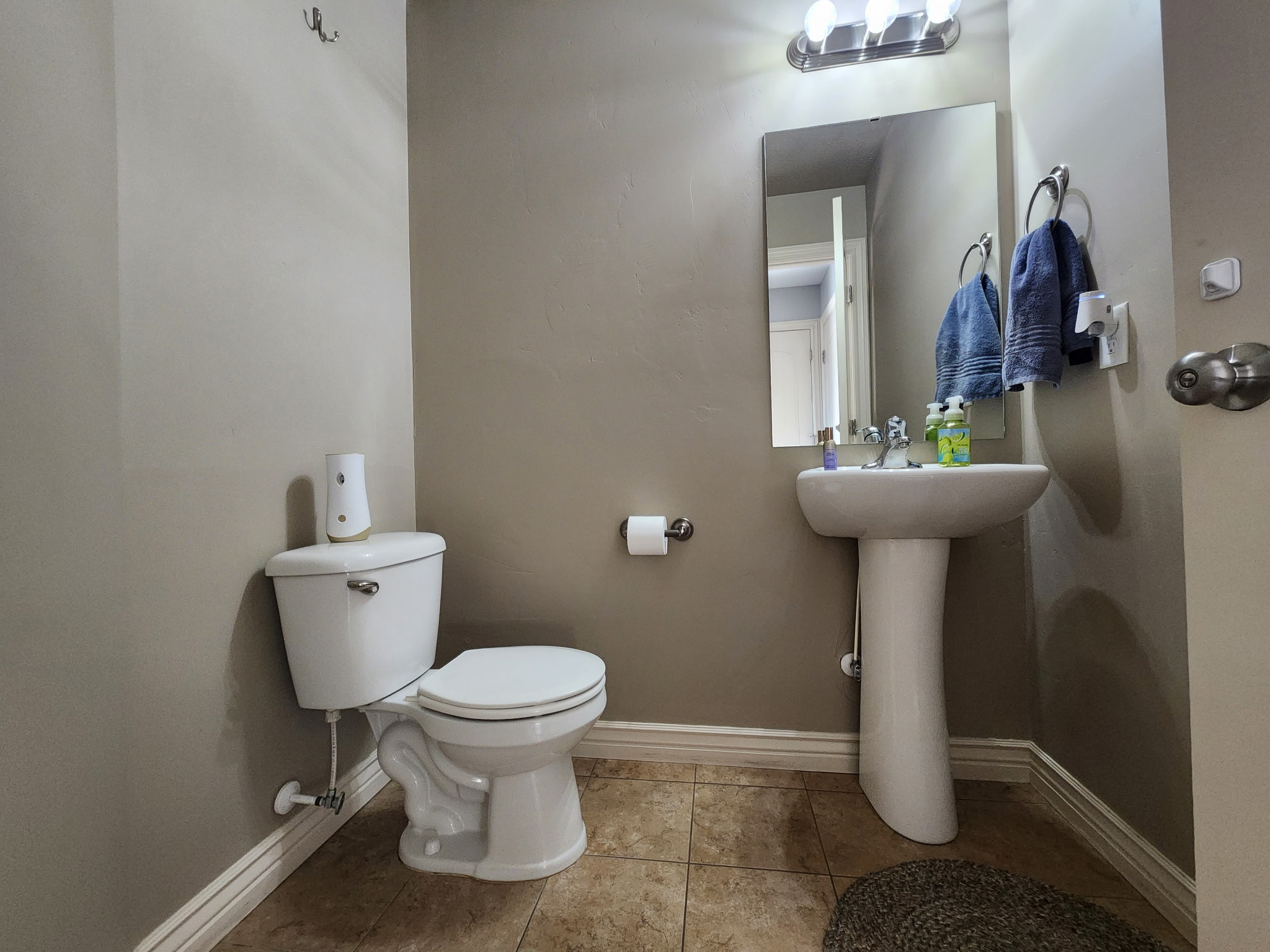 Brigham, Utah, 84302, United States, 4 Bedrooms Bedrooms, ,3 BathroomsBathrooms,Residential,For Sale,1903328
