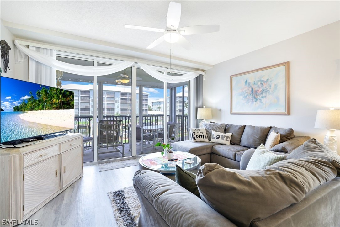 Fort Myers Beach, Florida, 33931, United States, 3 Bedrooms Bedrooms, ,2 BathroomsBathrooms,Residential,For Sale,1981638