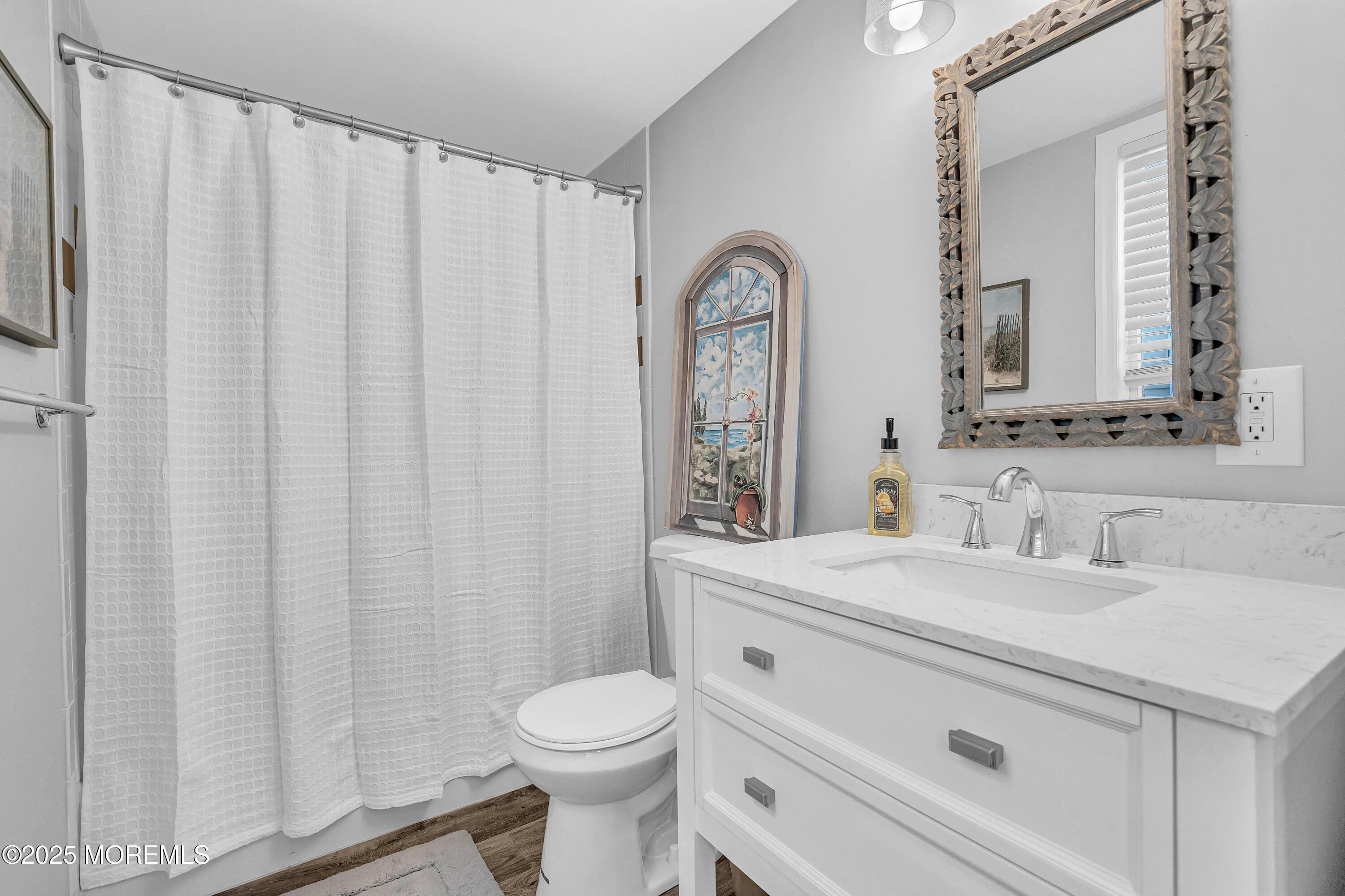 Keansburg, New Jersey, 07734, United States, 4 Bedrooms Bedrooms, ,4 BathroomsBathrooms,Residential,For Sale,1942734