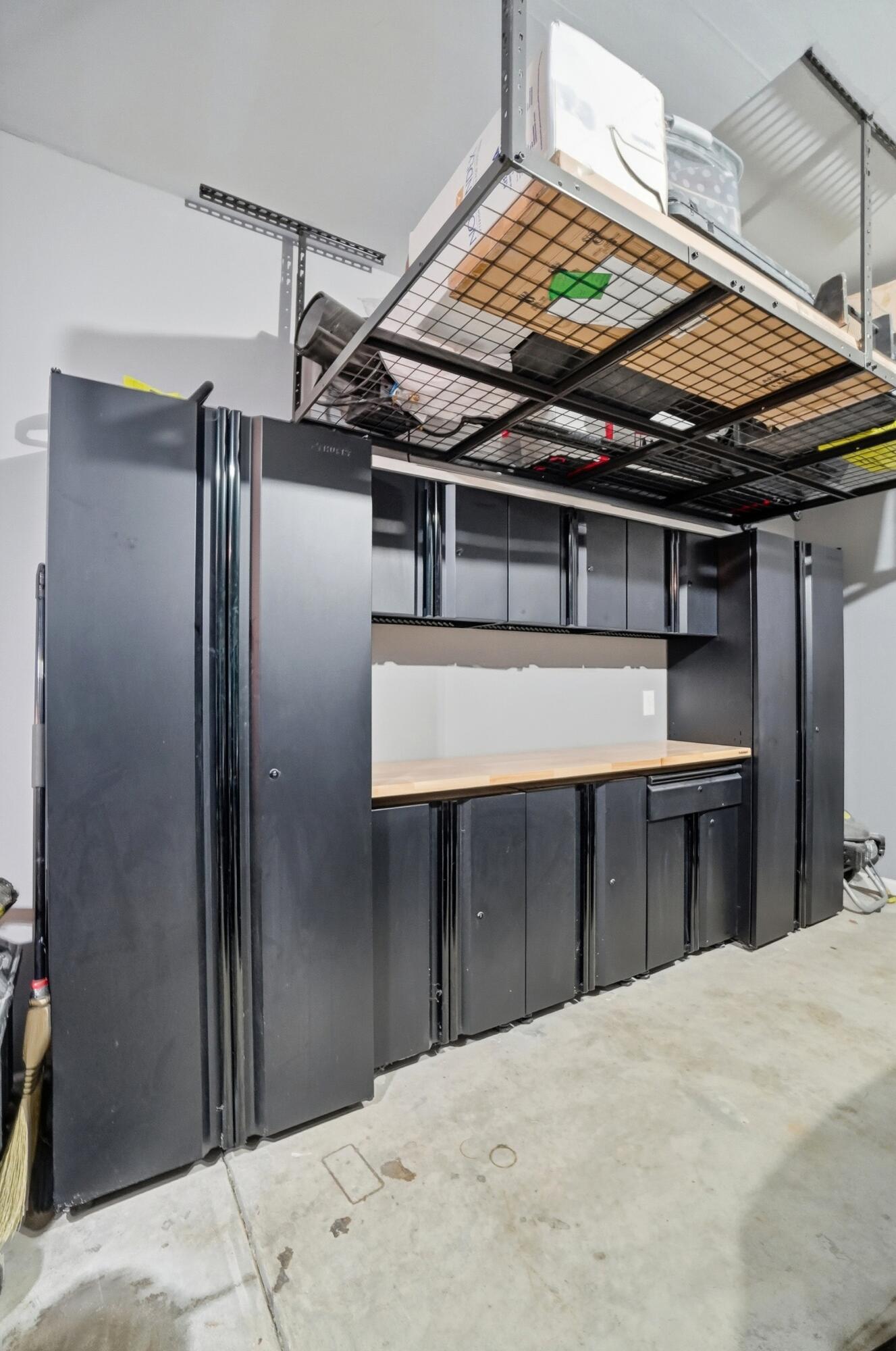 Springfield, Ohio, 45504, United States, 5 Bedrooms Bedrooms, ,3 BathroomsBathrooms,Residential,For Sale,1998267