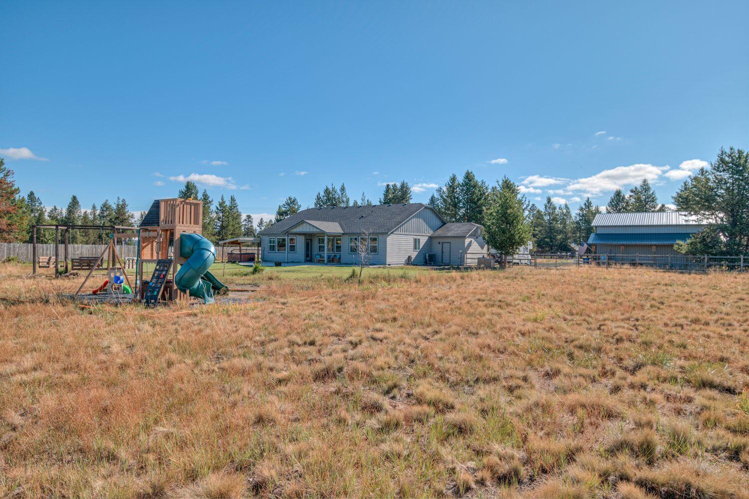La Pine, Oregon, 97739, United States, 4 Bedrooms Bedrooms, ,2 BathroomsBathrooms,Residential,For Sale,1931985