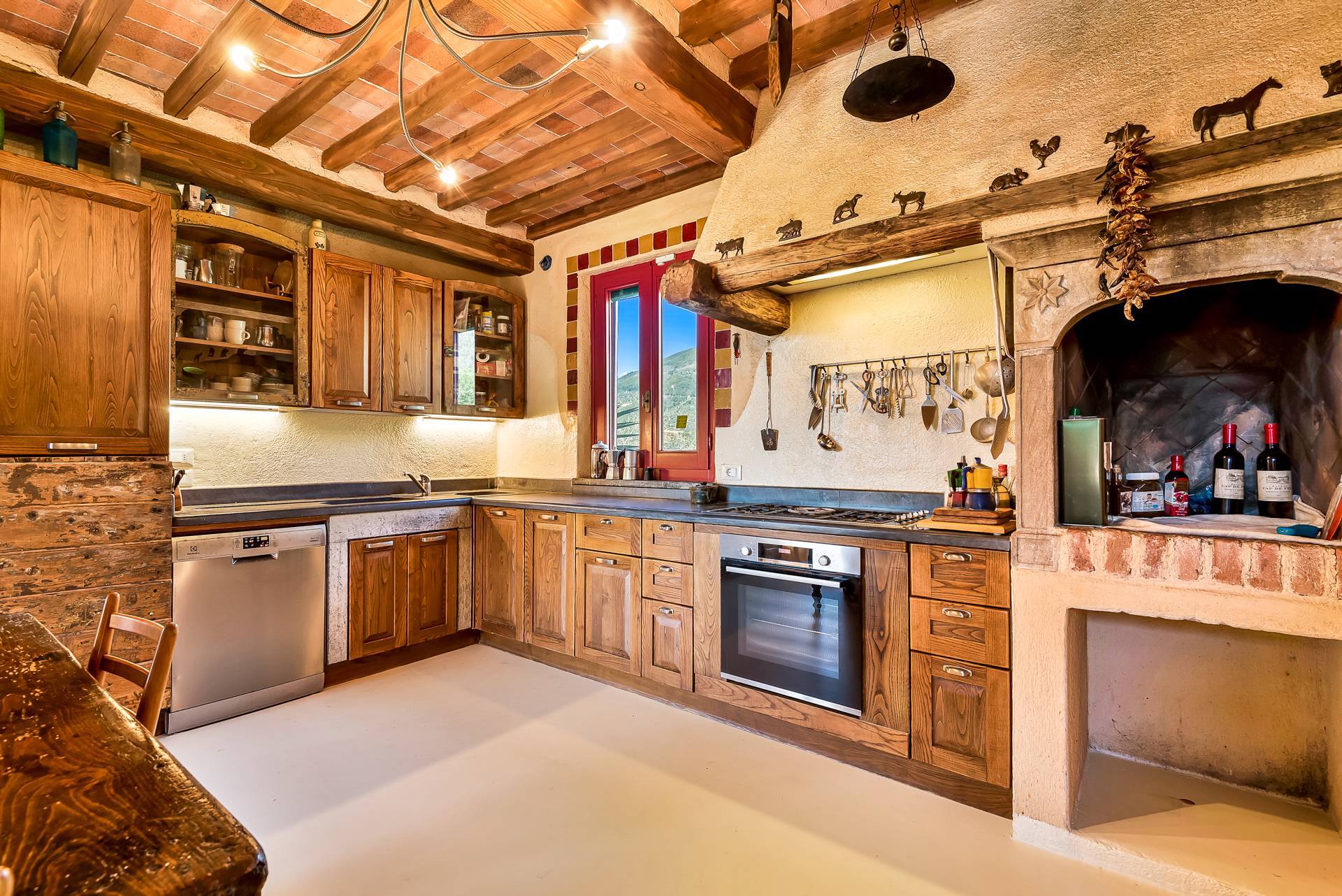 Gallena, Camaiore, Lucca, 55041, IT, 4 Bedrooms Bedrooms, ,6 BathroomsBathrooms,Residential,For Sale,Gallena,1442071