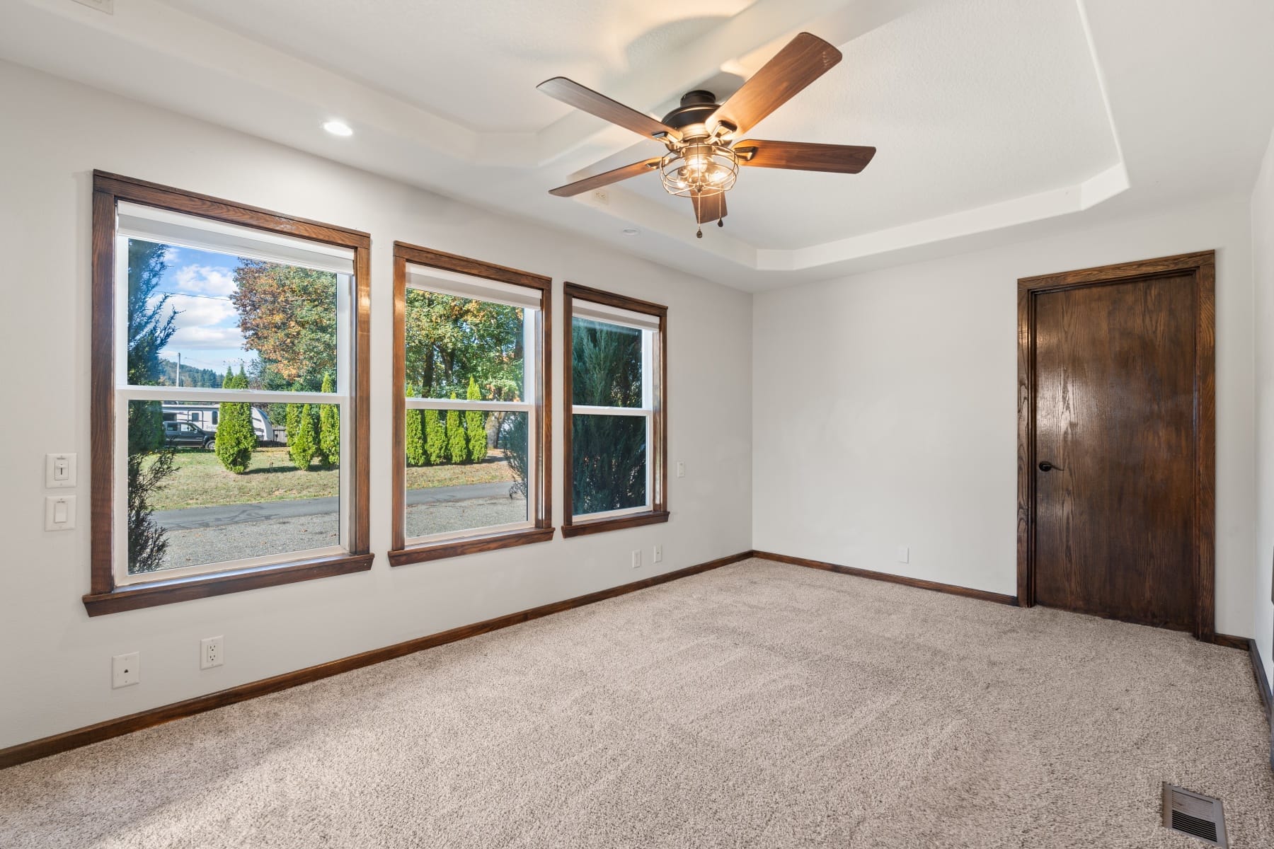  103 W HUMPHREY ST Yacolt, WA 98675 - 物件實景