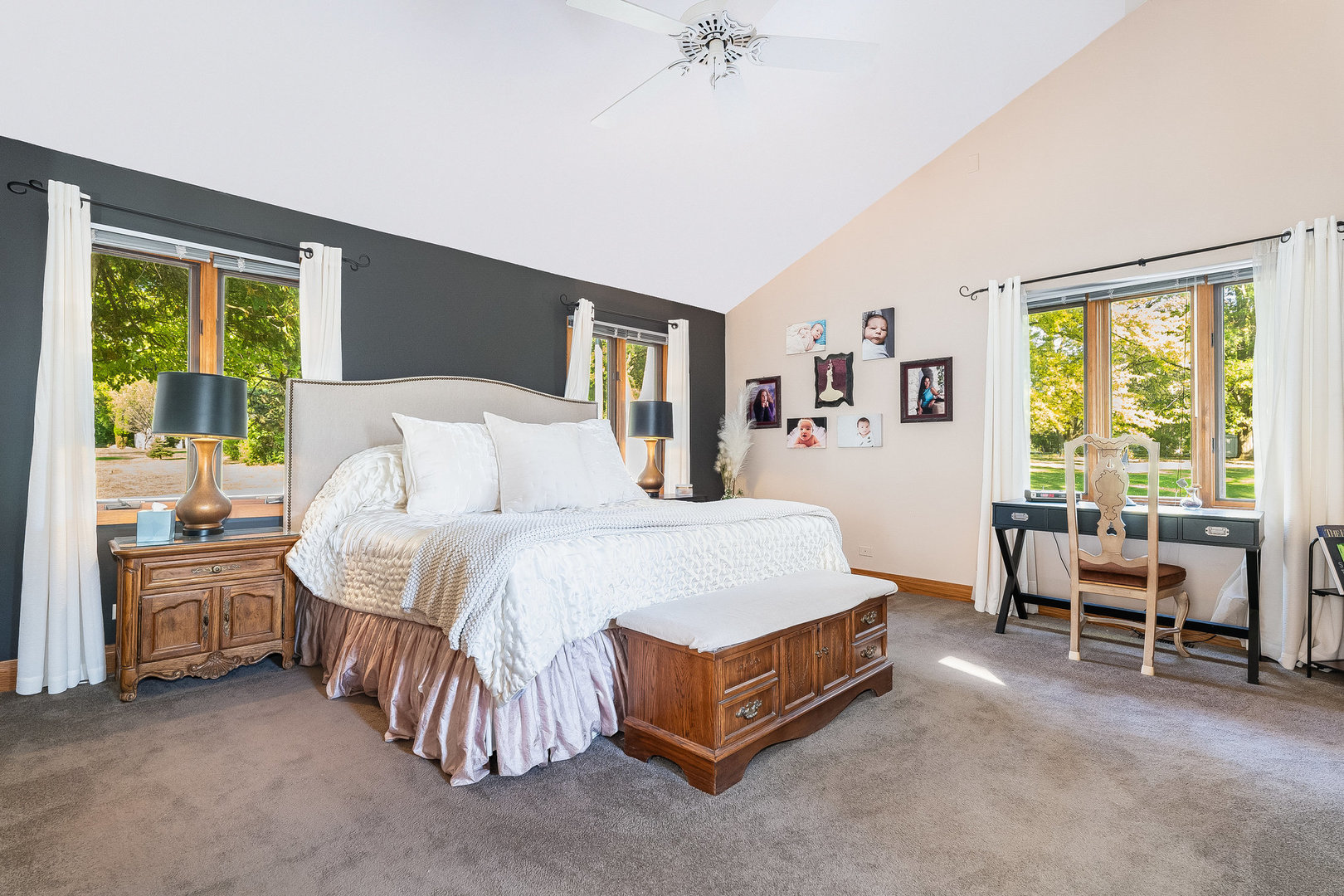 Naperville, Illinois, 60563, United States, 3 Bedrooms Bedrooms, ,3 BathroomsBathrooms,Residential,For Sale,1982481