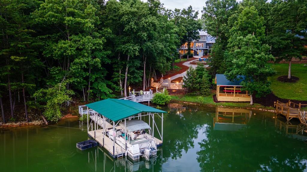 Blairsville, Georgia, 30512, United States, 5 Bedrooms Bedrooms, ,6 BathroomsBathrooms,Residential,For Sale,1901332