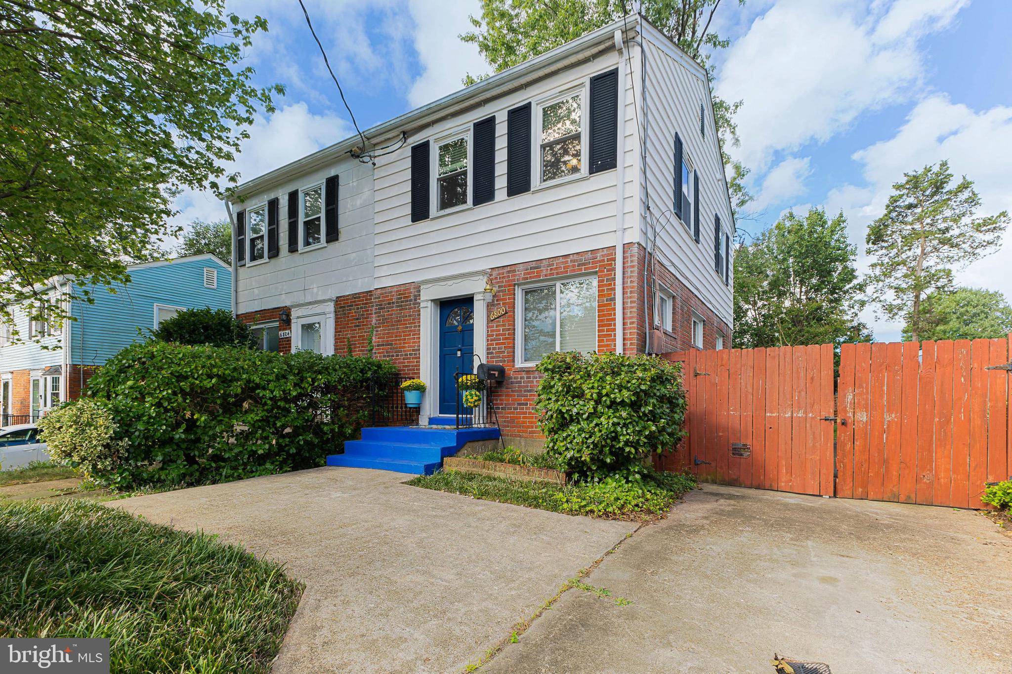 Alexandria, Virginia, 22307, United States, 2 Bedrooms Bedrooms, ,2 BathroomsBathrooms,Residential,For Sale,1937087