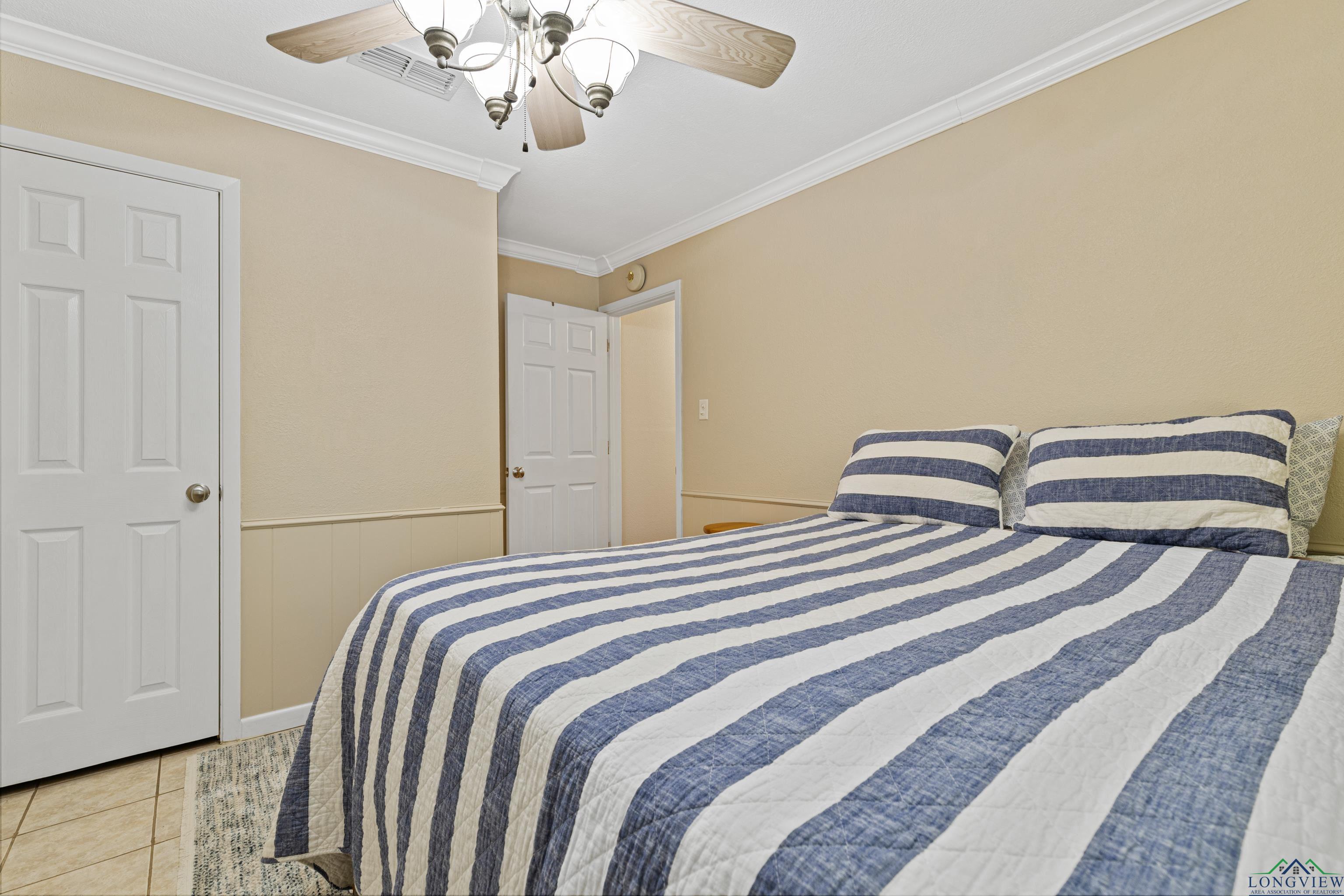 Kilgore, Texas, 75662, United States, 4 Bedrooms Bedrooms, ,3 BathroomsBathrooms,Residential,For Sale,1949860