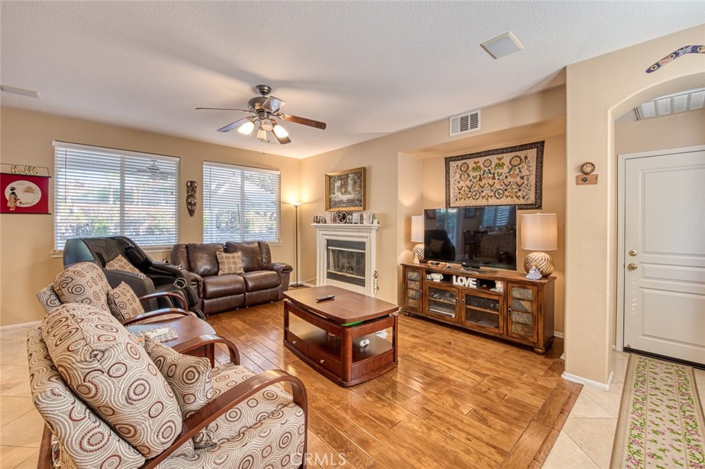 Temecula, California, 92591, United States, 4 Bedrooms Bedrooms, ,3 BathroomsBathrooms,Residential,For Sale,1967946