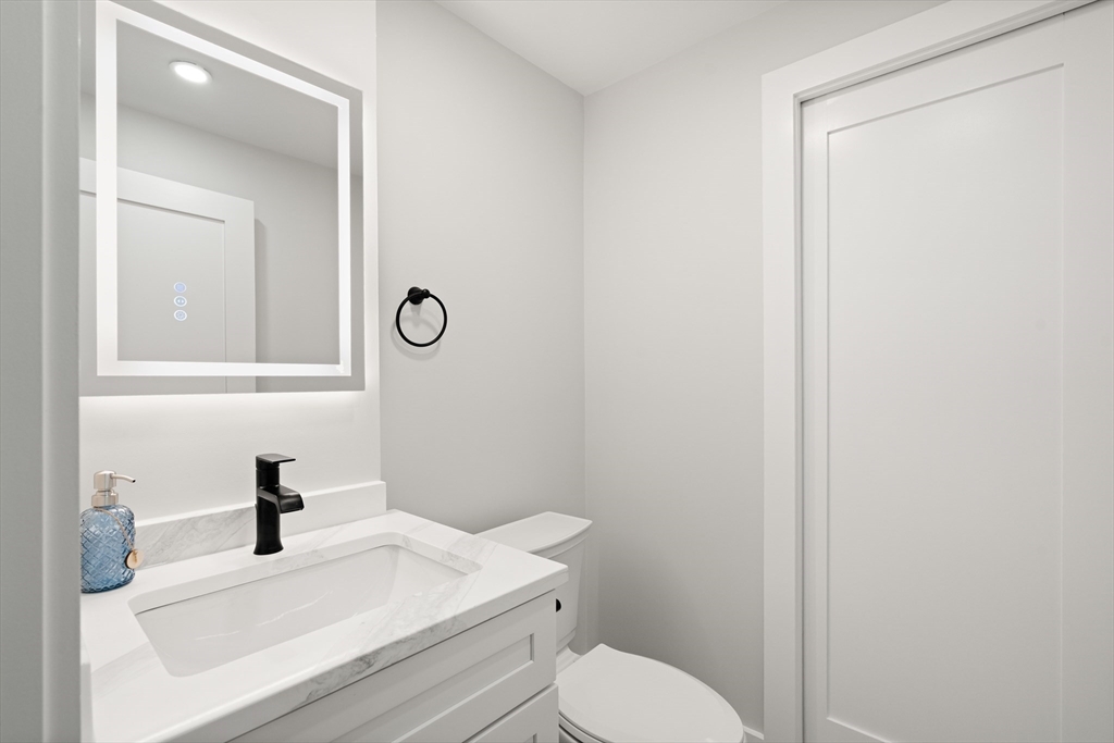 Boston, Massachusetts, 02125, United States, 2 Bedrooms Bedrooms, ,3 BathroomsBathrooms,Residential,For Sale,1995949