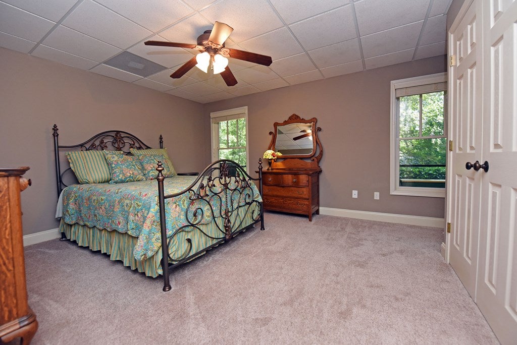 Hiawassee, Georgia, 30546, United States, 3 Bedrooms Bedrooms, ,4 BathroomsBathrooms,Residential,For Sale,1877027