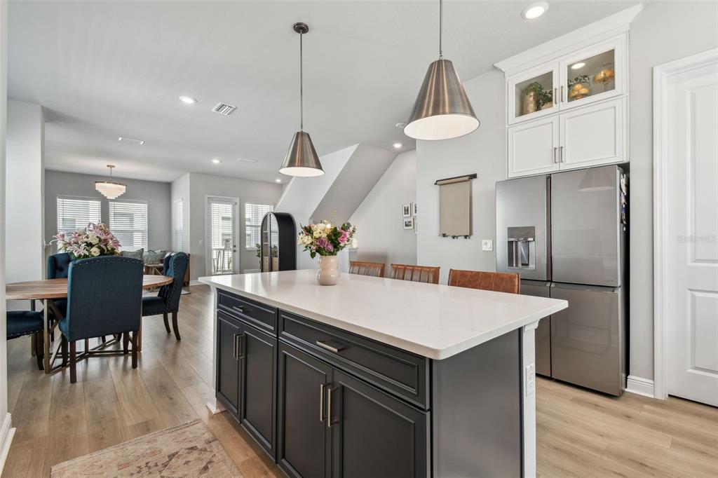 Sarasota, Florida, 34237, United States, 3 Bedrooms Bedrooms, ,4 BathroomsBathrooms,Residential,For Sale,1862311