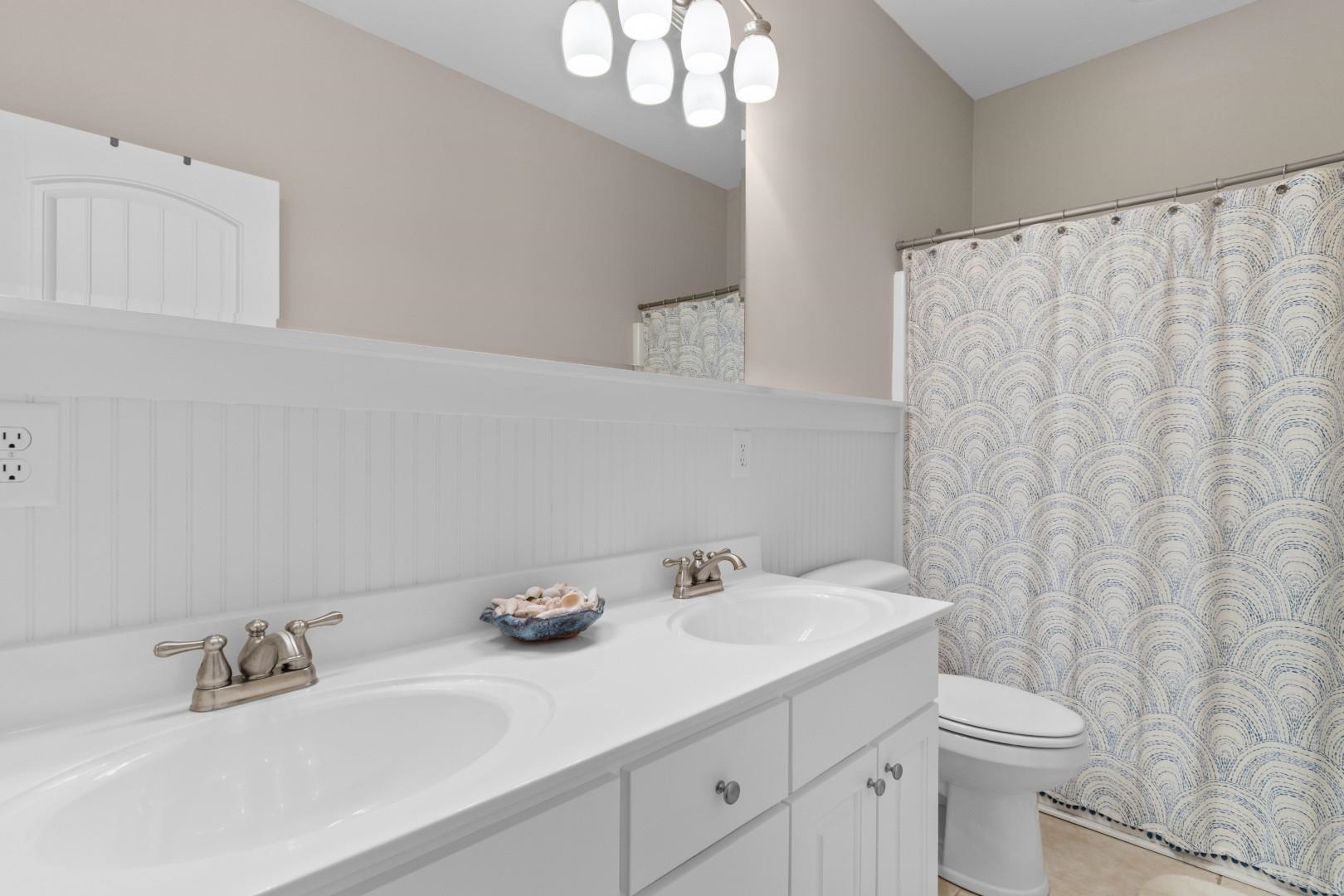 Surfside Beach, South Carolina, 29575, United States, 3 Bedrooms Bedrooms, ,5 BathroomsBathrooms,Residential,For Sale,2048234