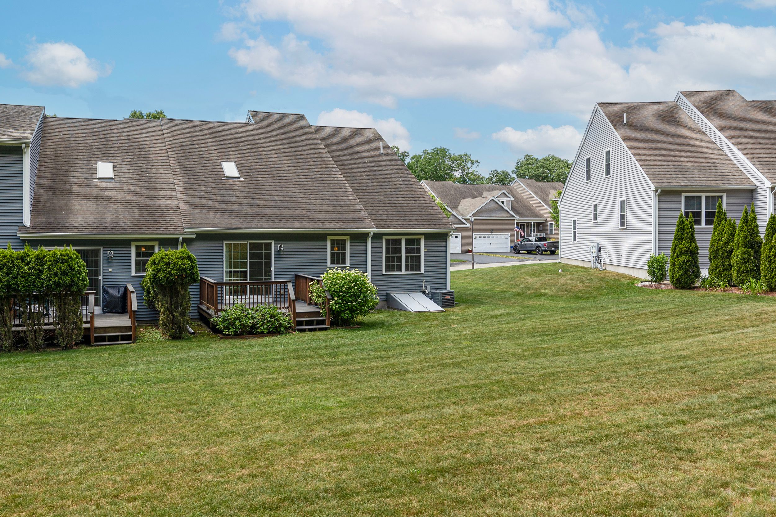  16 Ashton Lane, Millbury, MA 01527 - 物件實景