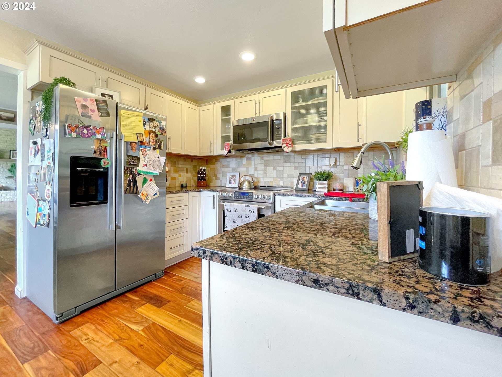 Brookings, Oregon, 97415, United States, 3 Bedrooms Bedrooms, ,2 BathroomsBathrooms,Residential,For Sale,1872643