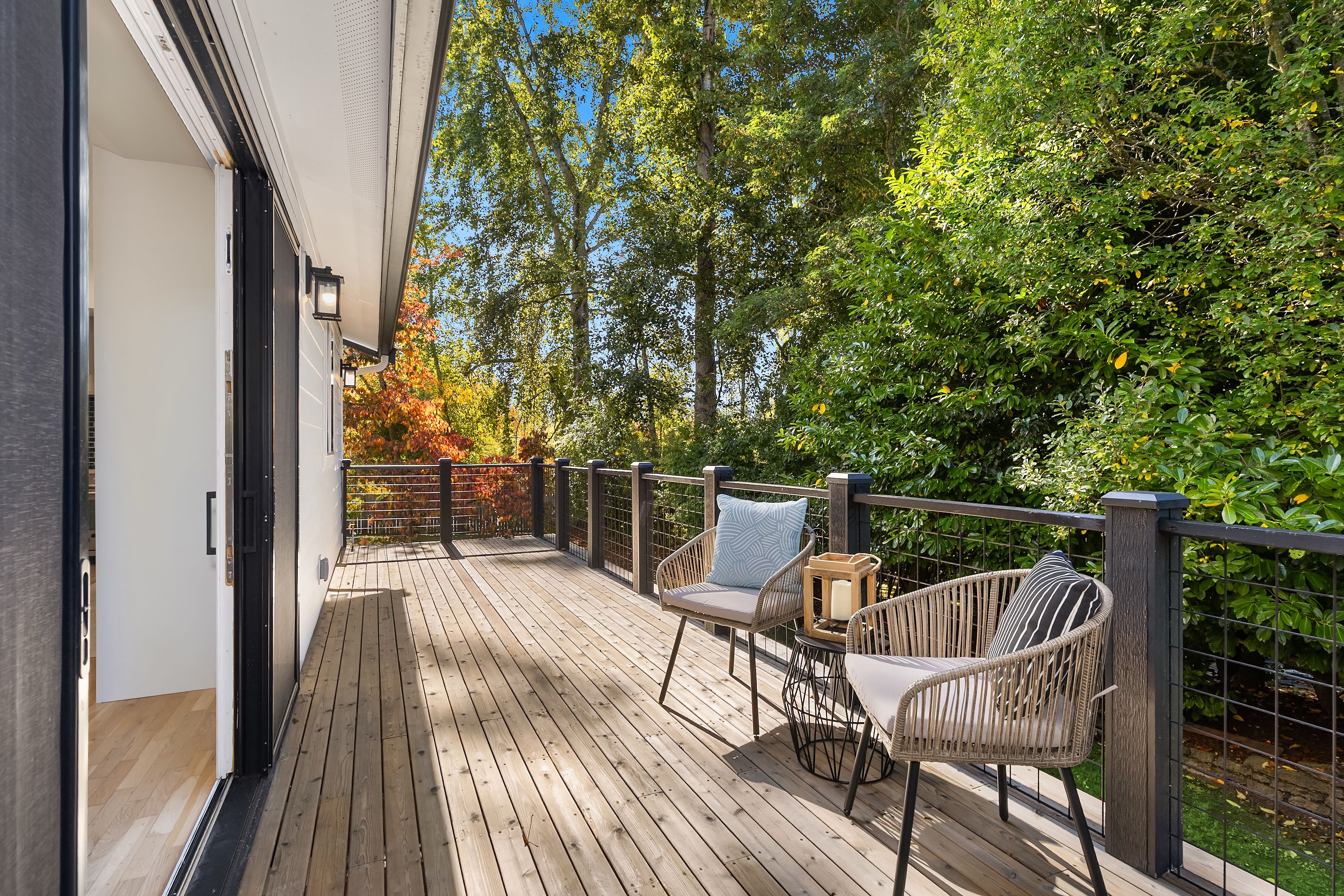 689 Pierce Court Northwest, Bainbridge Island, WA 98110 - 物件實景