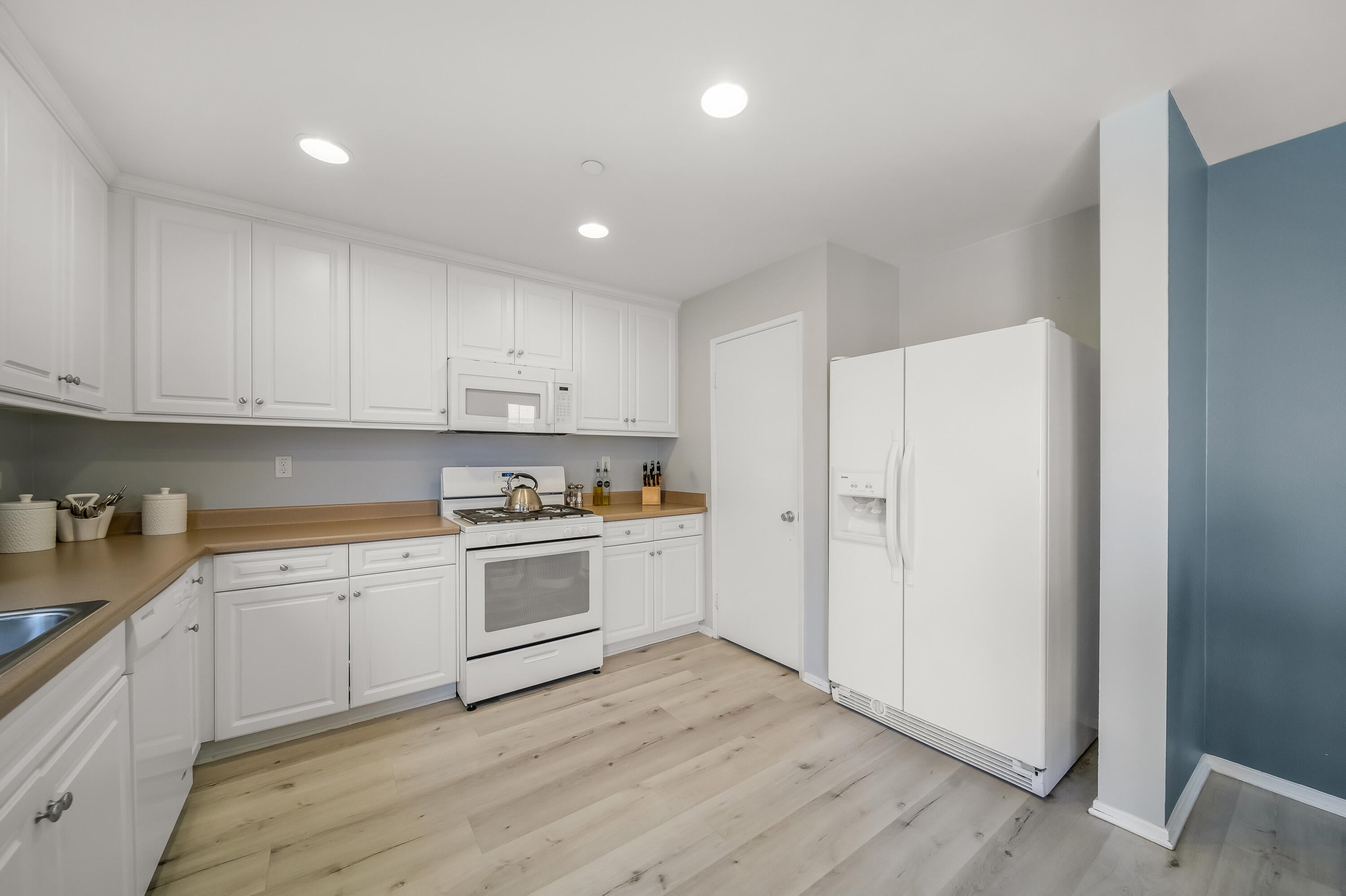 Coachella, California, 92236, United States, 5 Bedrooms Bedrooms, ,3 BathroomsBathrooms,Residential,For Sale,2009359