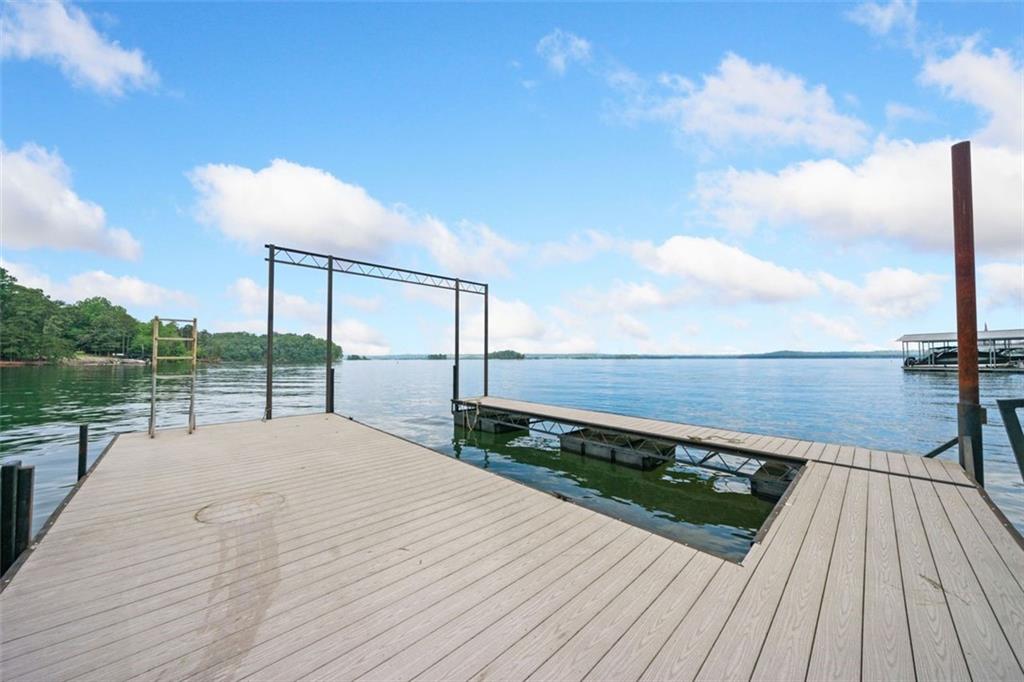 Flowery Branch, Georgia, 30542, United States, 3 Bedrooms Bedrooms, ,3 BathroomsBathrooms,Residential,For Sale,1847614