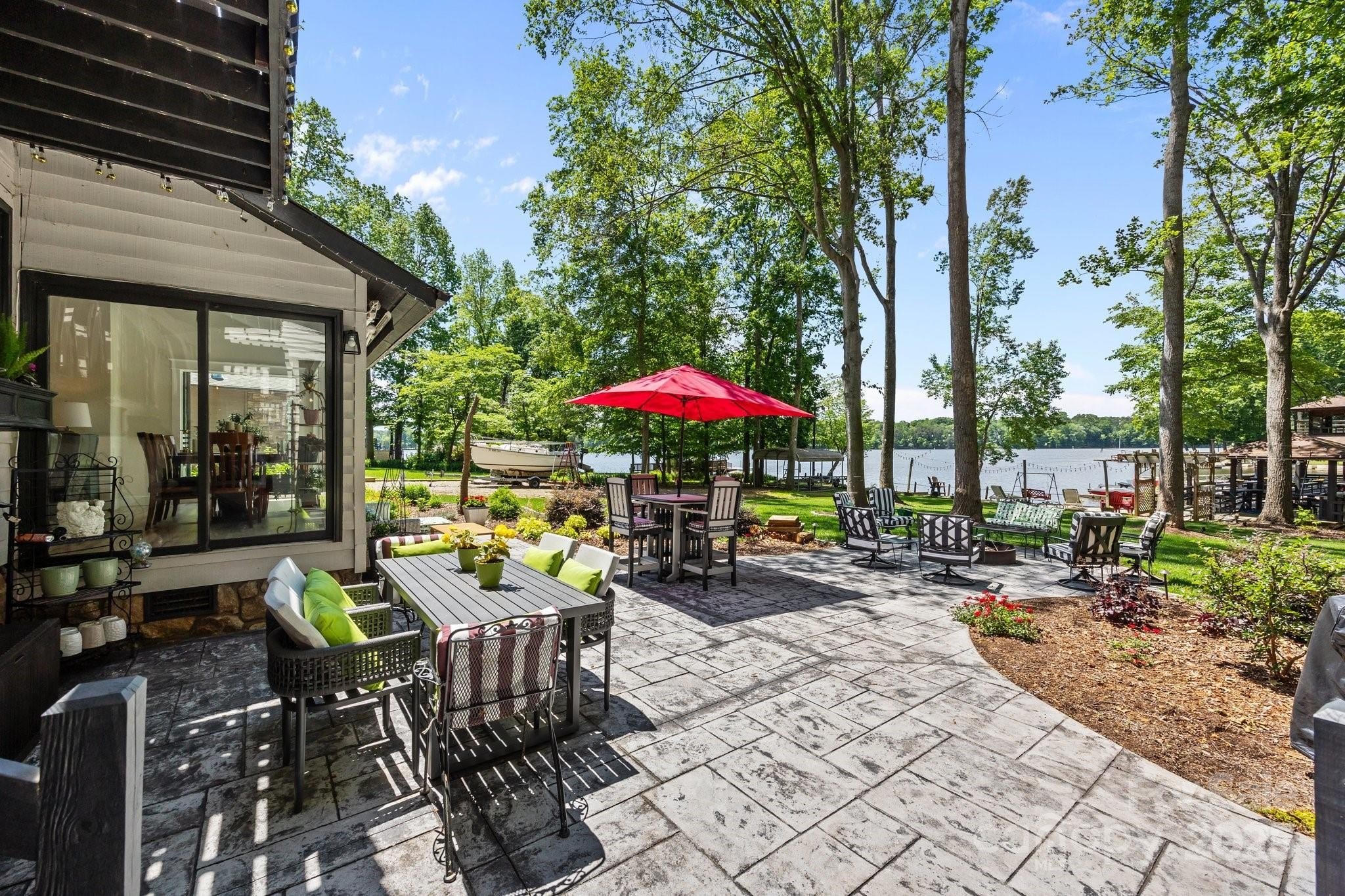 Salisbury, North Carolina, 28146, United States, 3 Bedrooms Bedrooms, ,3 BathroomsBathrooms,Residential,For Sale,1996435