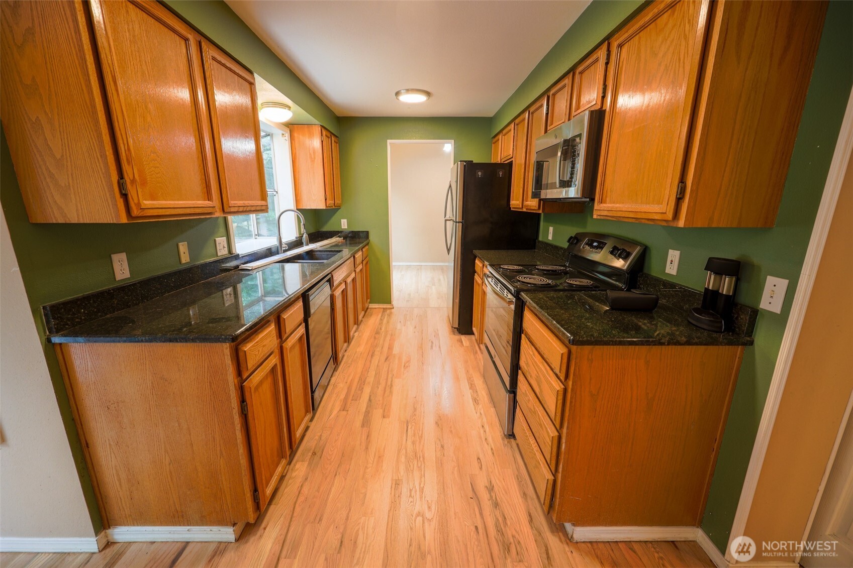 Auburn, Washington, 98092, United States, 4 Bedrooms Bedrooms, ,2 BathroomsBathrooms,Residential,For Sale,1893613