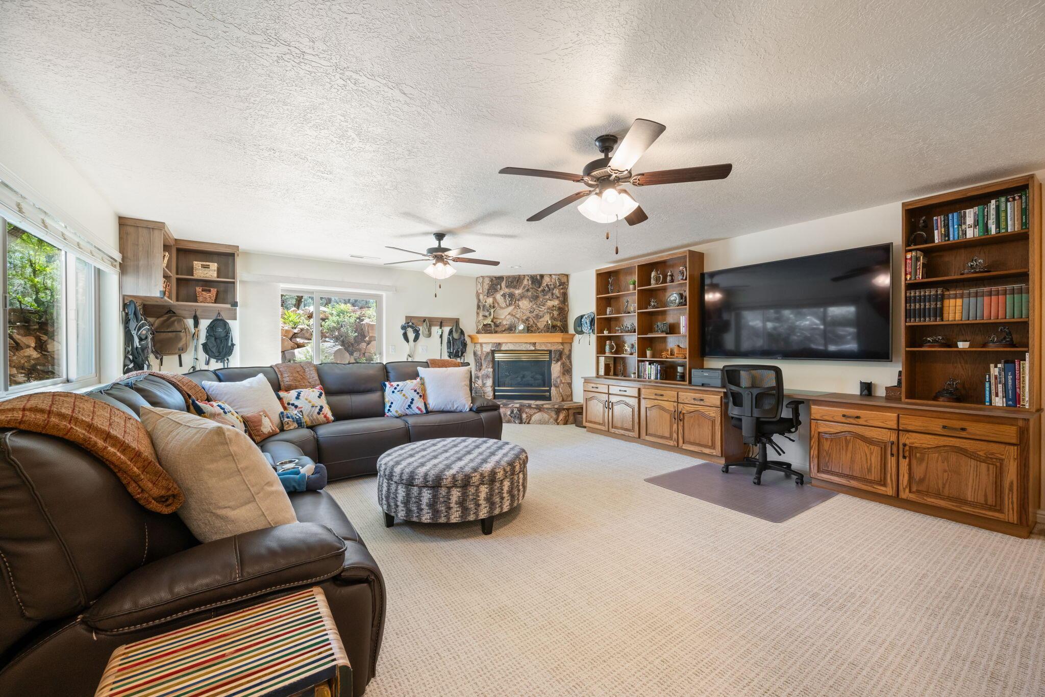 Dammeron Valley, Utah, 84783, United States, 5 Bedrooms Bedrooms, ,3 BathroomsBathrooms,Residential,For Sale,2039749
