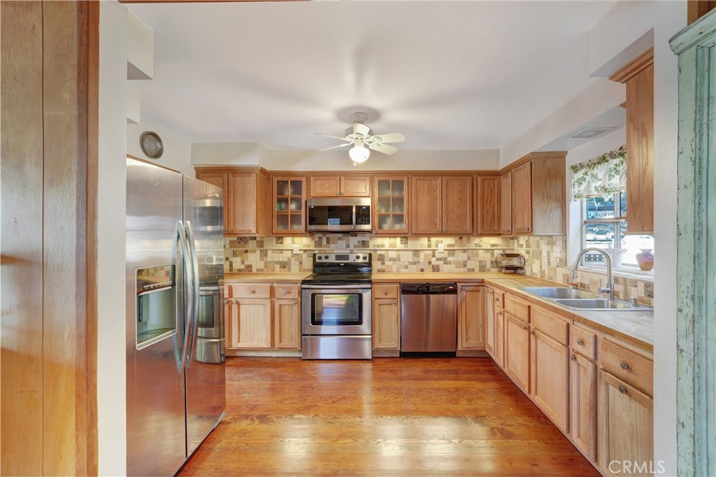 Wrightwood, California, 92397, United States, 3 Bedrooms Bedrooms, ,2 BathroomsBathrooms,Residential,For Sale,1959217