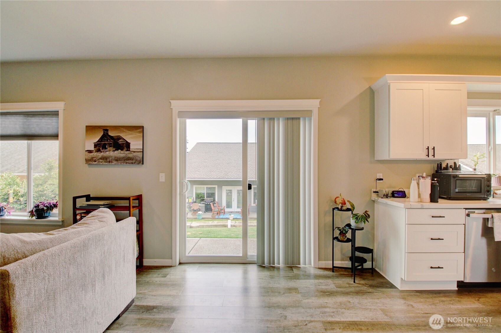 Mount Vernon, Washington, 98273, United States, 3 Bedrooms Bedrooms, ,3 BathroomsBathrooms,Residential,For Sale,1975084