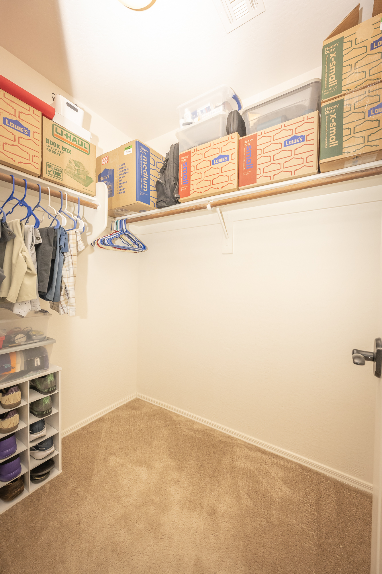 Phoenix, Arizona, 85085, United States, 4 Bedrooms Bedrooms, ,3 BathroomsBathrooms,Residential,For Sale,1869384