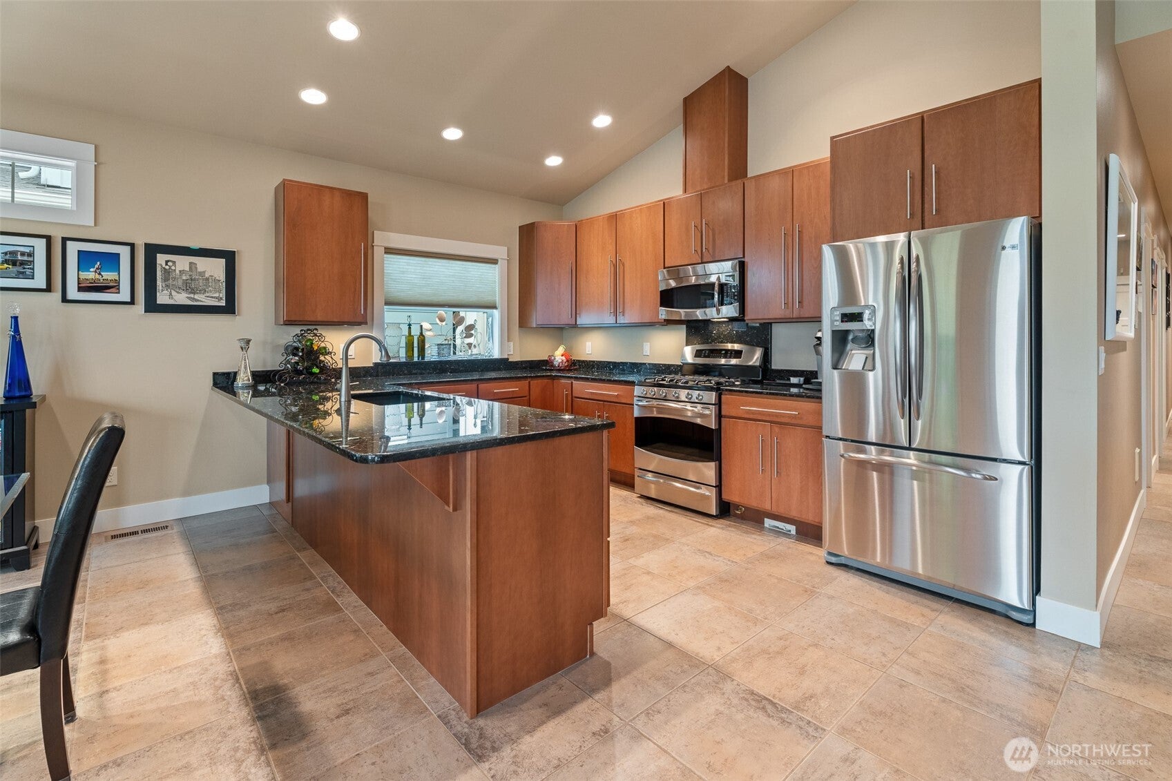 East Wenatchee, Washington, 98802, United States, 3 Bedrooms Bedrooms, ,1 BathroomBathrooms,Residential,For Sale,1934190