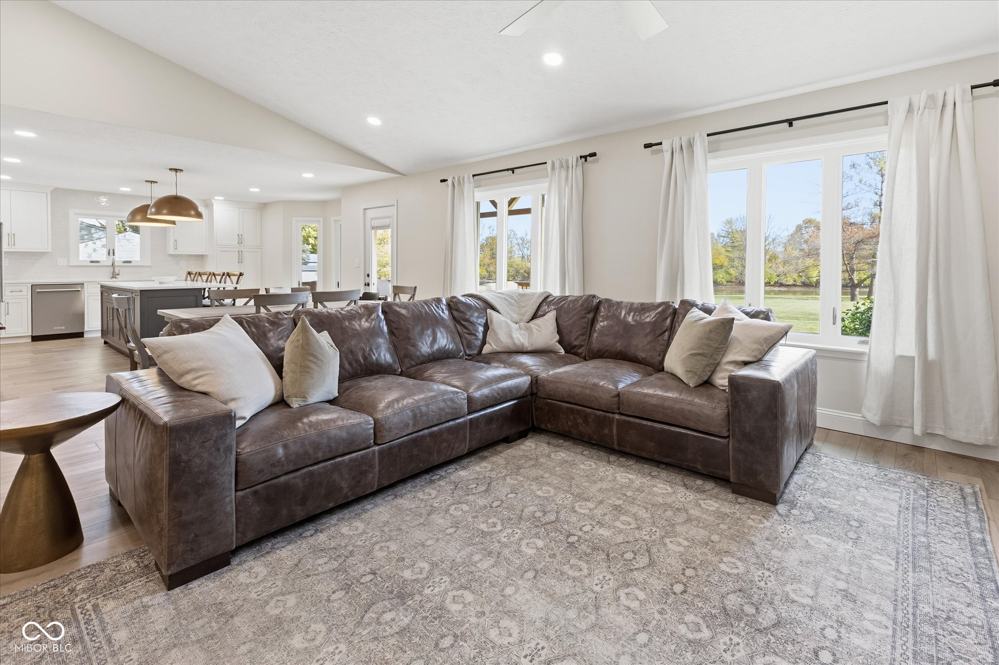 Noblesville, Indiana, 46062, United States, 4 Bedrooms Bedrooms, ,2 BathroomsBathrooms,Residential,For Sale,1987022