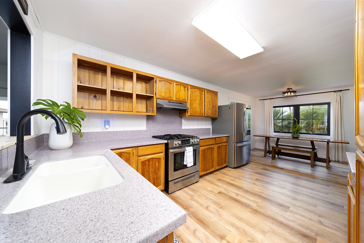 Keaau, Hawaii, 96749, United States, 5 Bedrooms Bedrooms, ,3 BathroomsBathrooms,Residential,For Sale,1989404