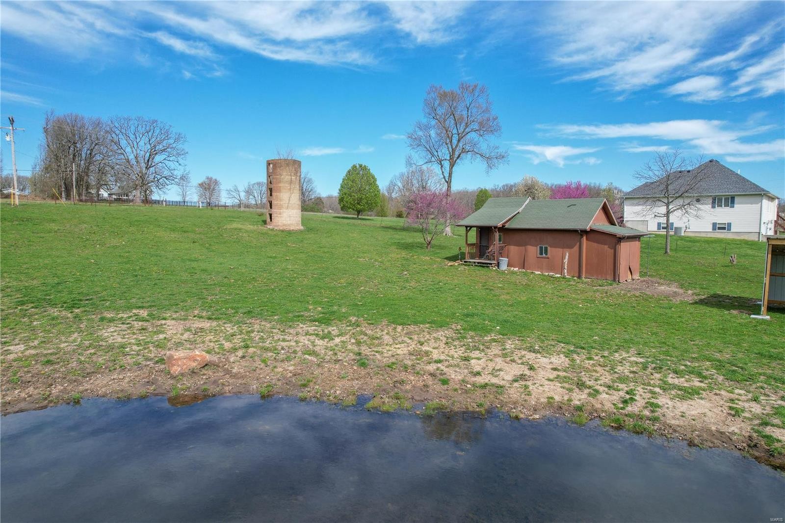 Lebanon, Missouri, 65536, United States, 3 Bedrooms Bedrooms, ,2 BathroomsBathrooms,Residential,For Sale,1935338