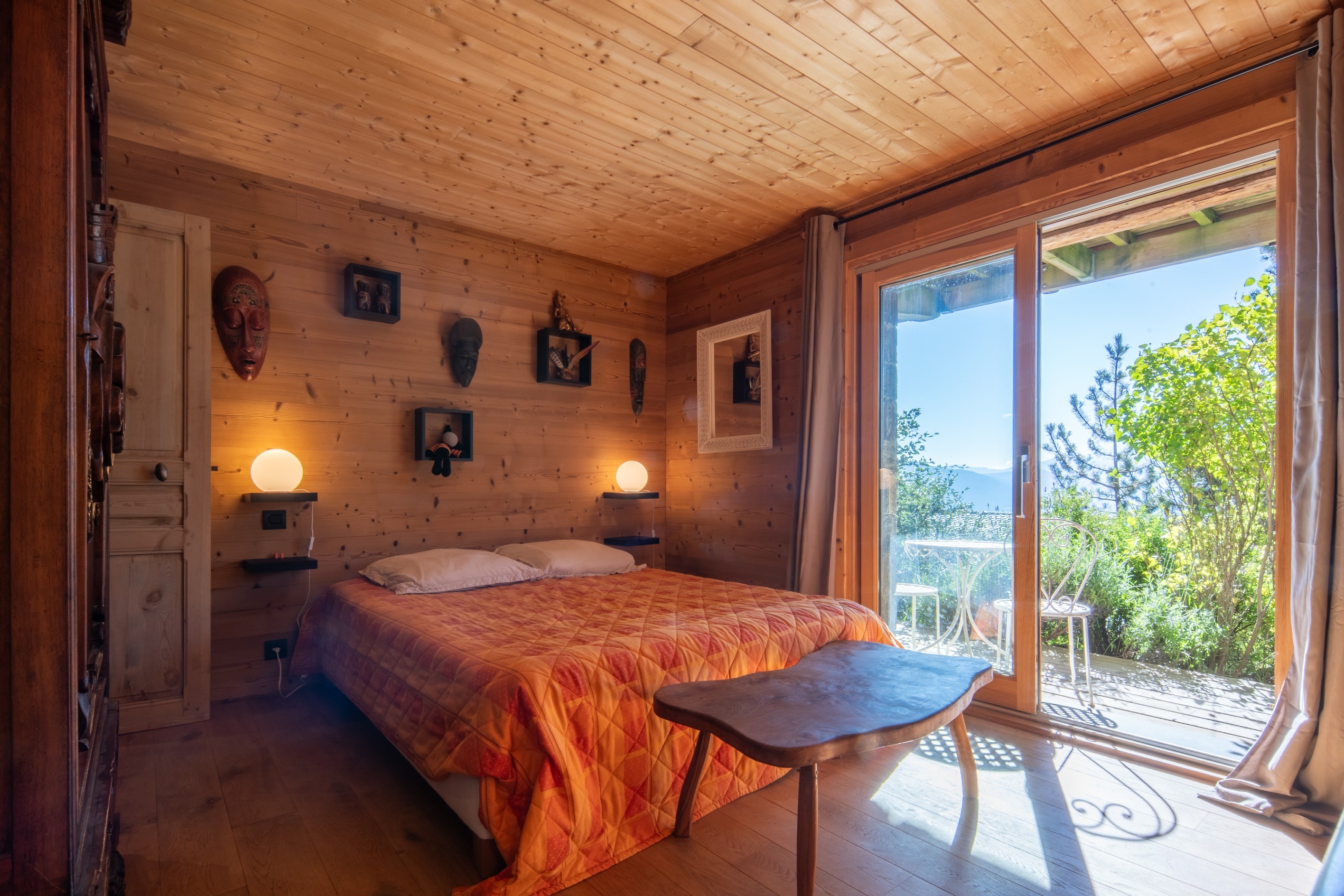  Chalet with lake and mountain views – ski-in / ski-out - 物件實景