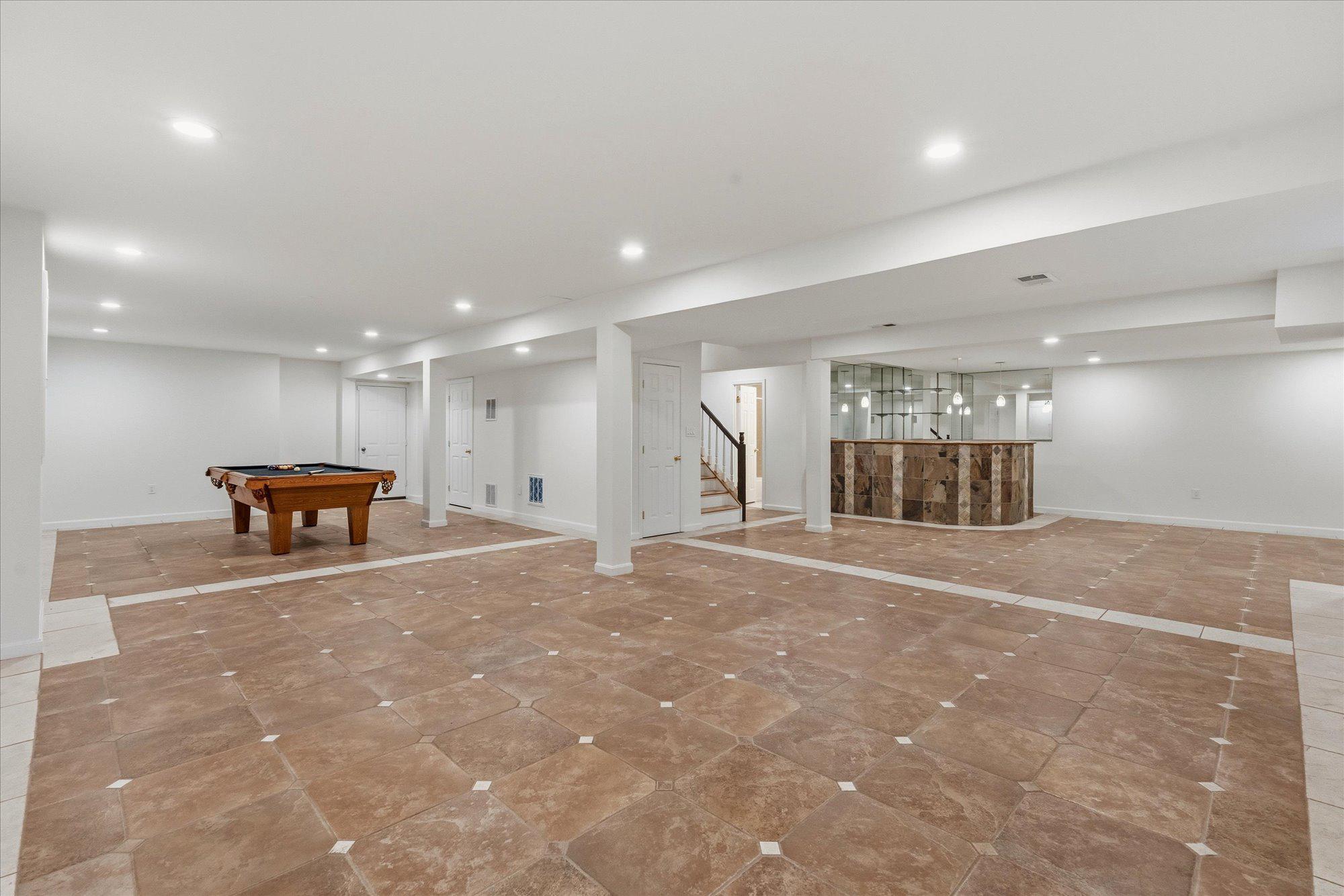  8022 Cypress Grove Lane, Cabin John, MD, 20818 - 物件實景