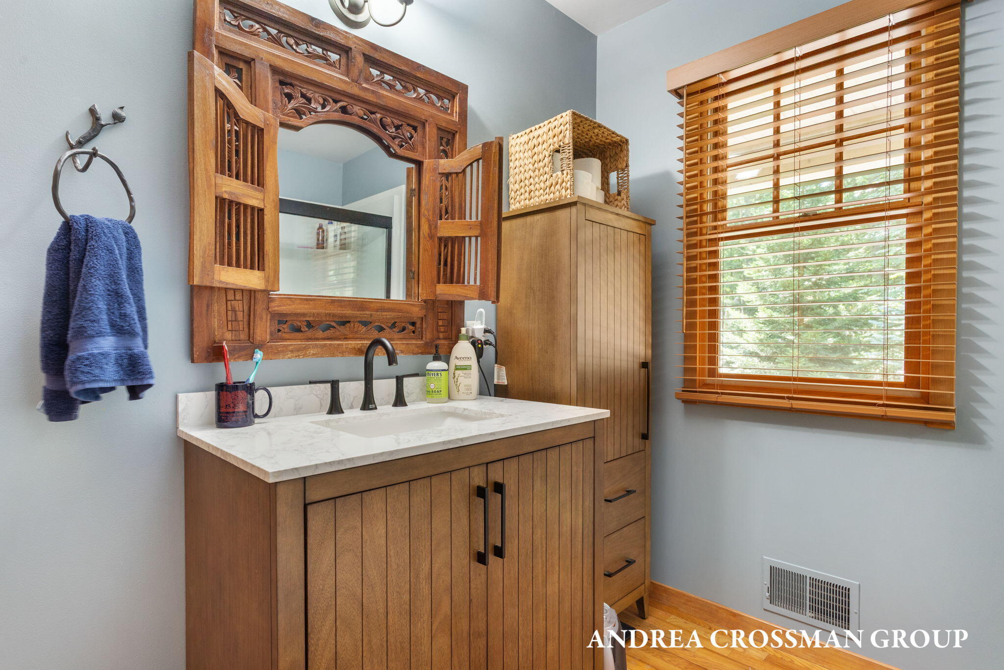 Saugatuck, Michigan, 49453, United States, 2 Bedrooms Bedrooms, ,2 BathroomsBathrooms,Residential,For Sale,1890040