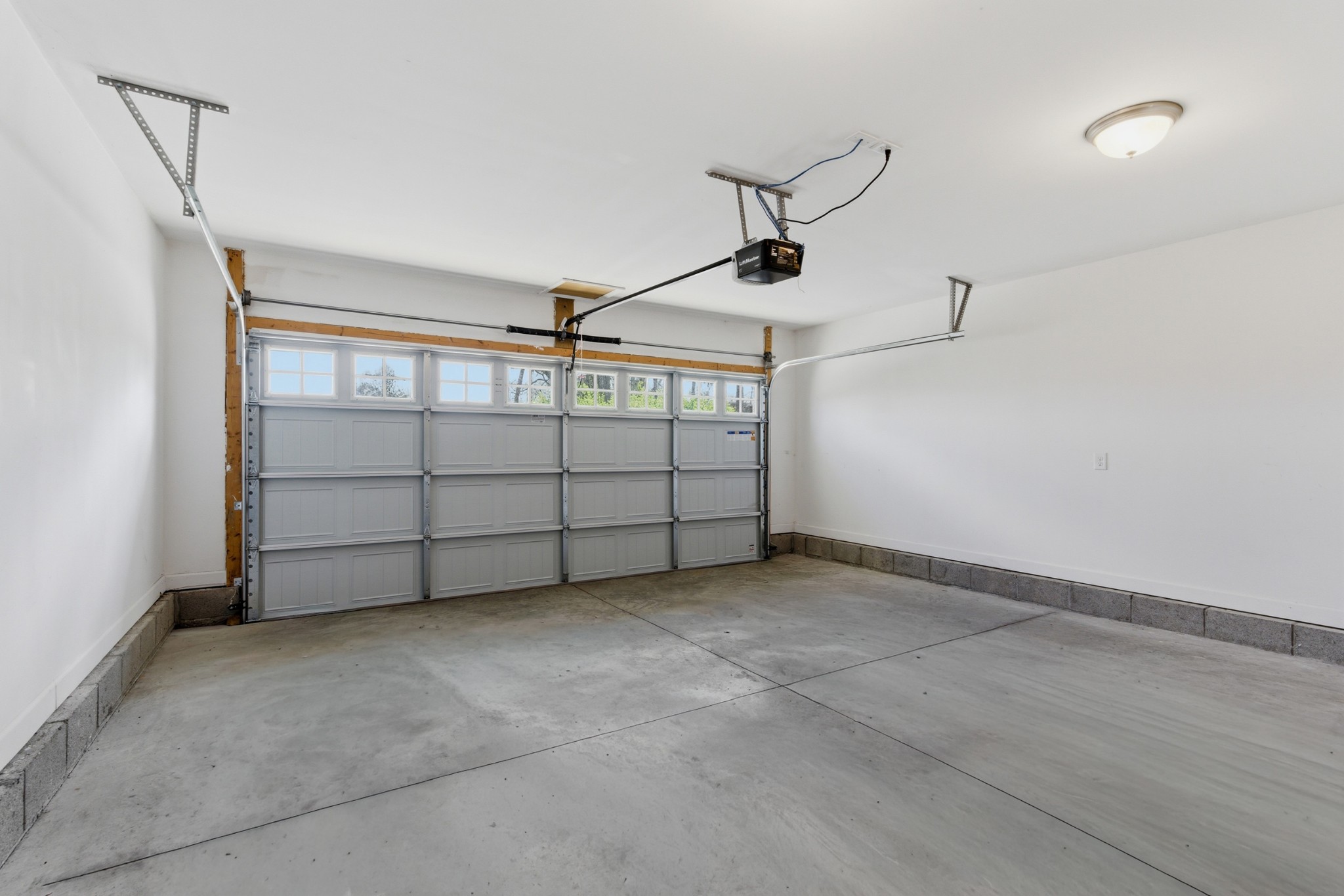  114 Walden Village Ct, Nashville, TN, 37210 - 物件實景