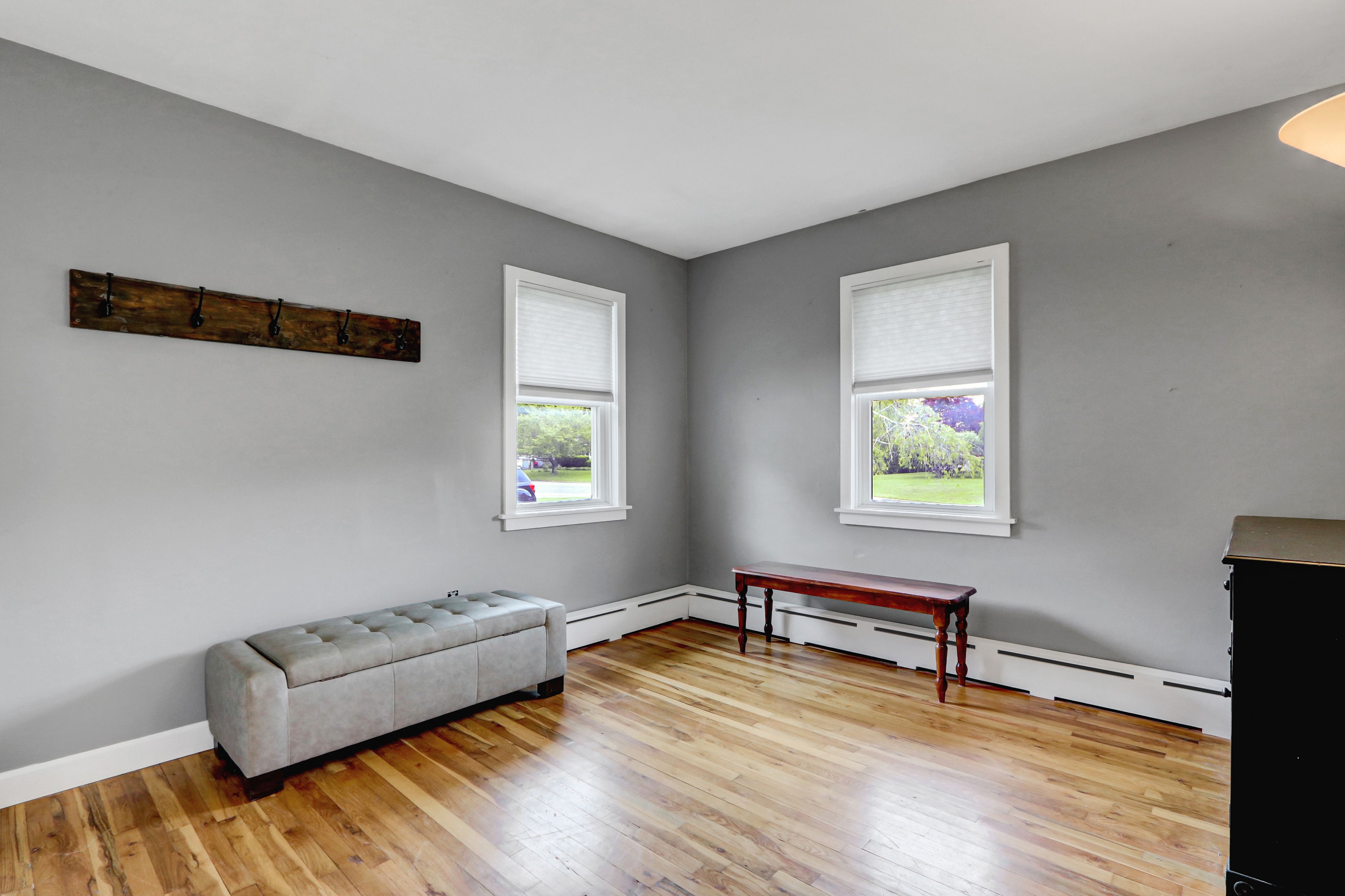 Brookhaven, New York, 11719, United States, 3 Bedrooms Bedrooms, ,2 BathroomsBathrooms,Residential,For Sale,1924488