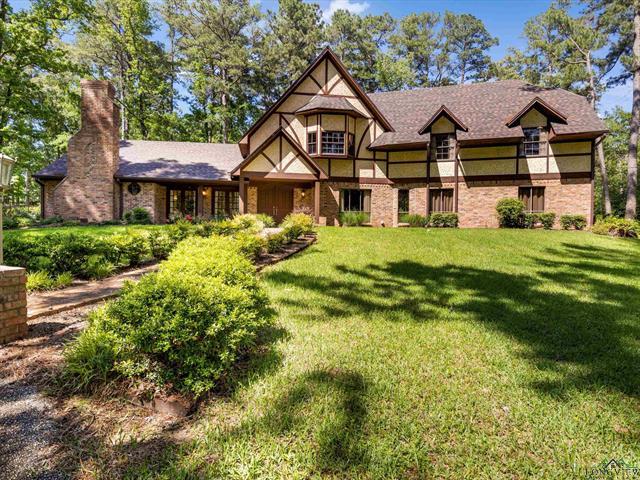 Henderson, Texas, 75652, United States, 3 Bedrooms Bedrooms, ,3 BathroomsBathrooms,Residential,For Sale,1820129