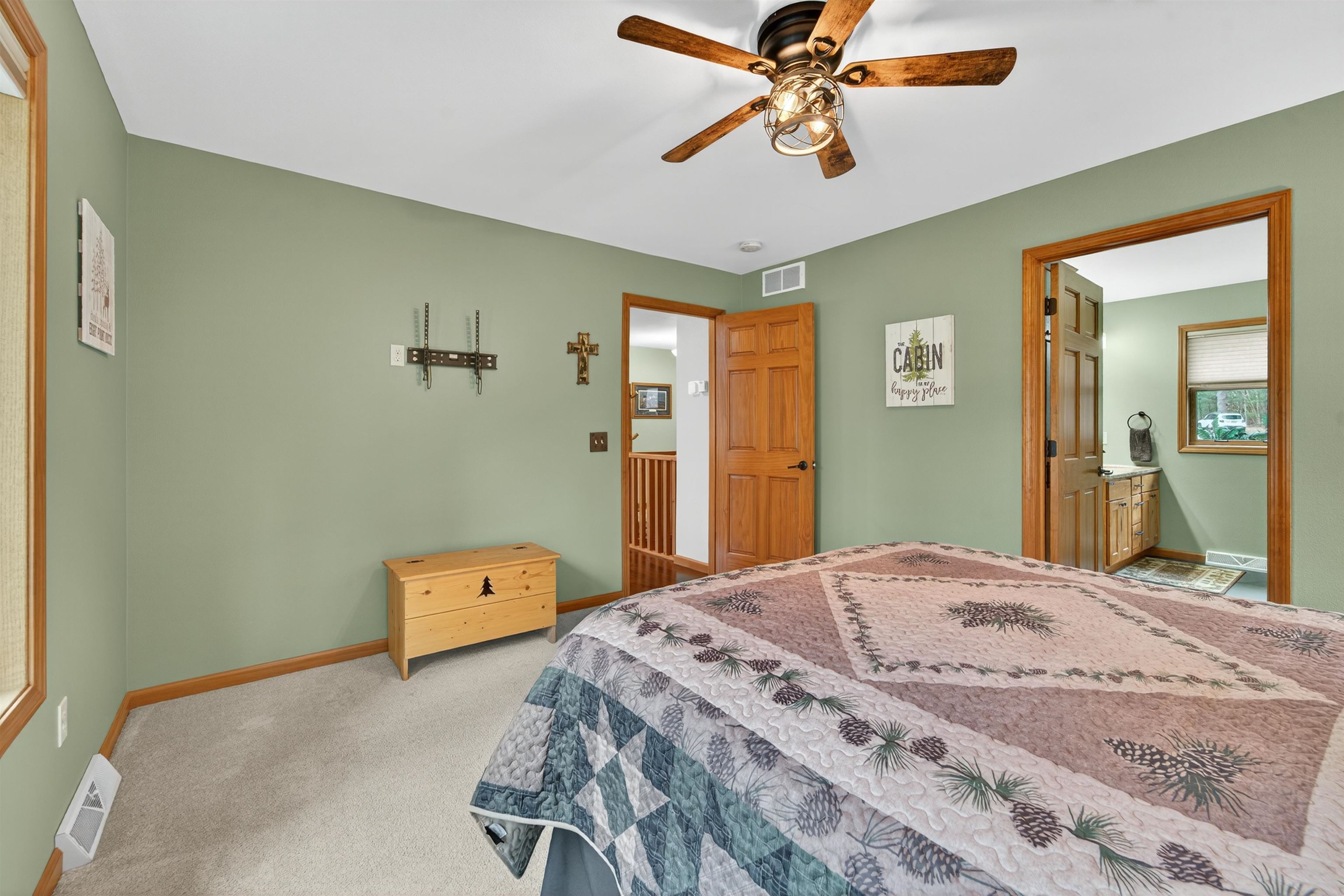 KESHENA, Wisconsin, 54135, United States, 3 Bedrooms Bedrooms, ,3 BathroomsBathrooms,Residential,For Sale,1987764