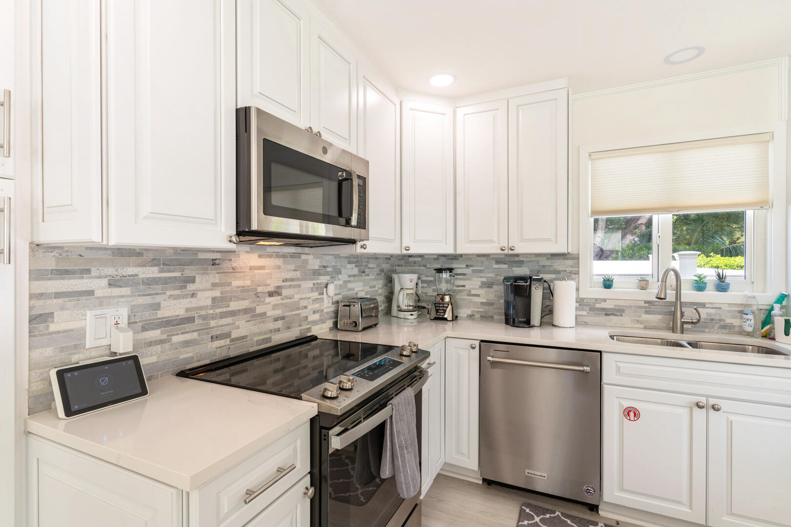 ISLAMORADA, Florida, 33036, United States, 3 Bedrooms Bedrooms, ,3 BathroomsBathrooms,Residential,For Sale,1793689