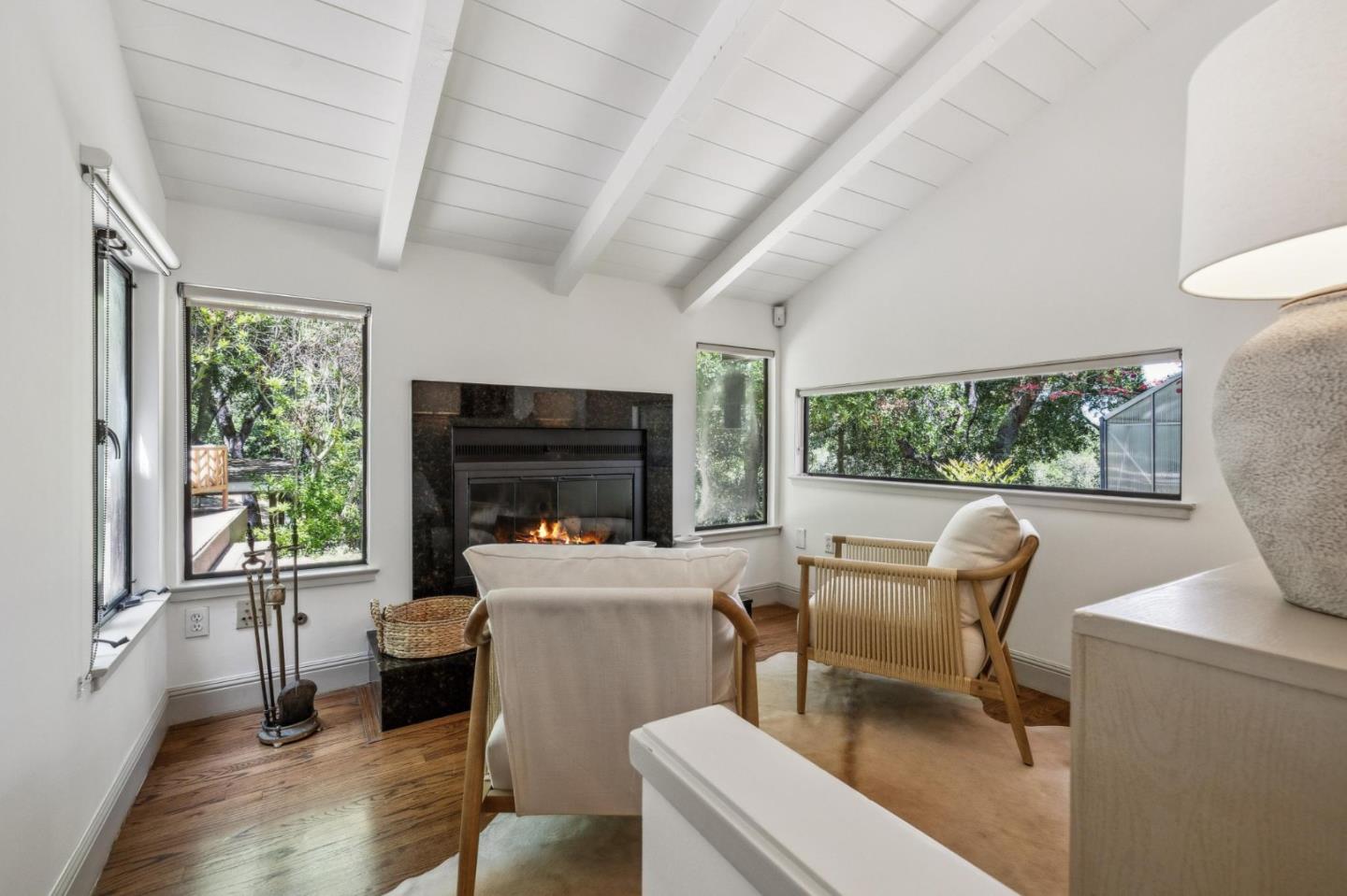 Portola Valley, California, 94028, United States, 6 Bedrooms Bedrooms, ,6 BathroomsBathrooms,Residential,For Sale,1917996