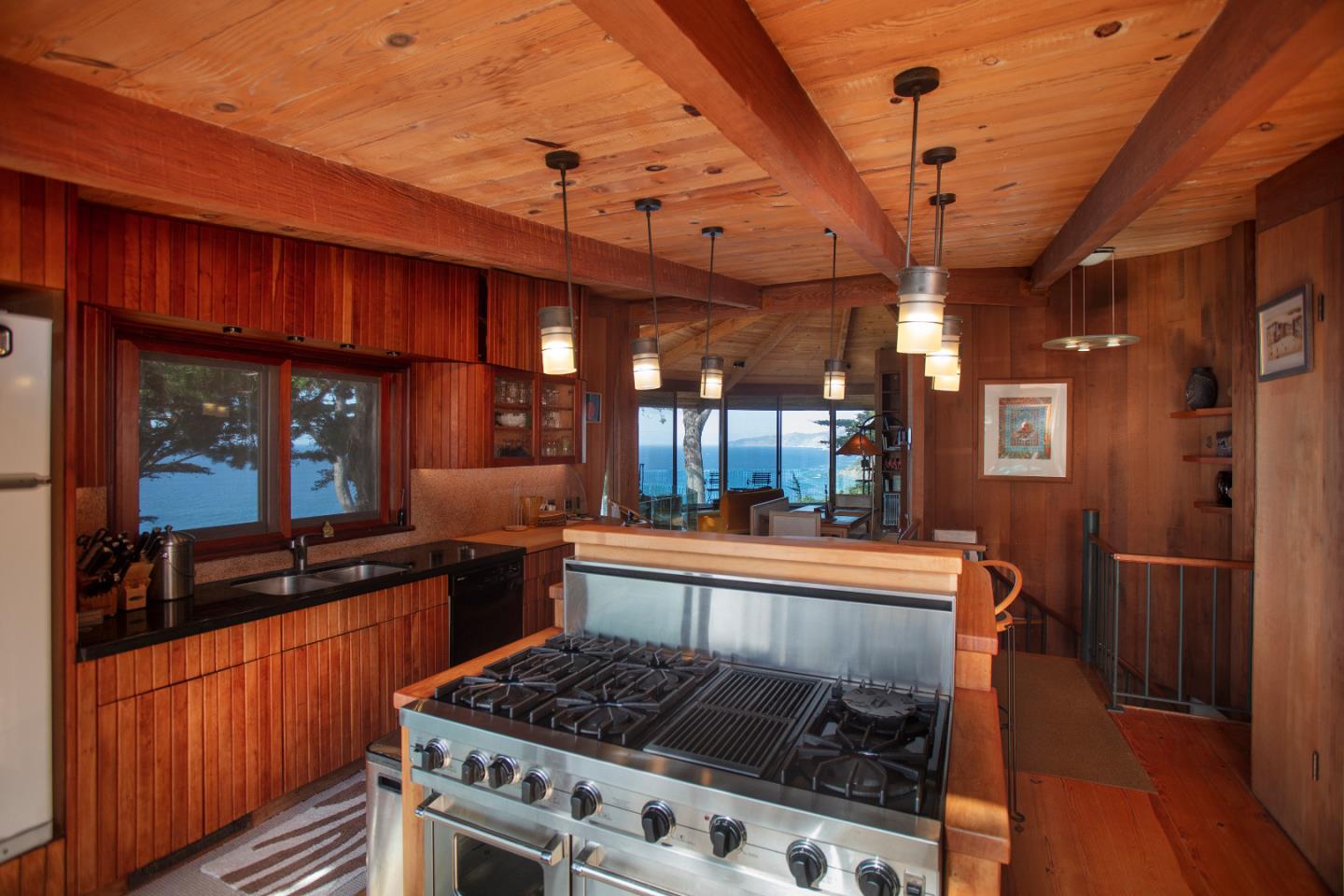 Big Sur, California, 93920, United States, 4 Bedrooms Bedrooms, ,4 BathroomsBathrooms,Residential,For Sale,1956909