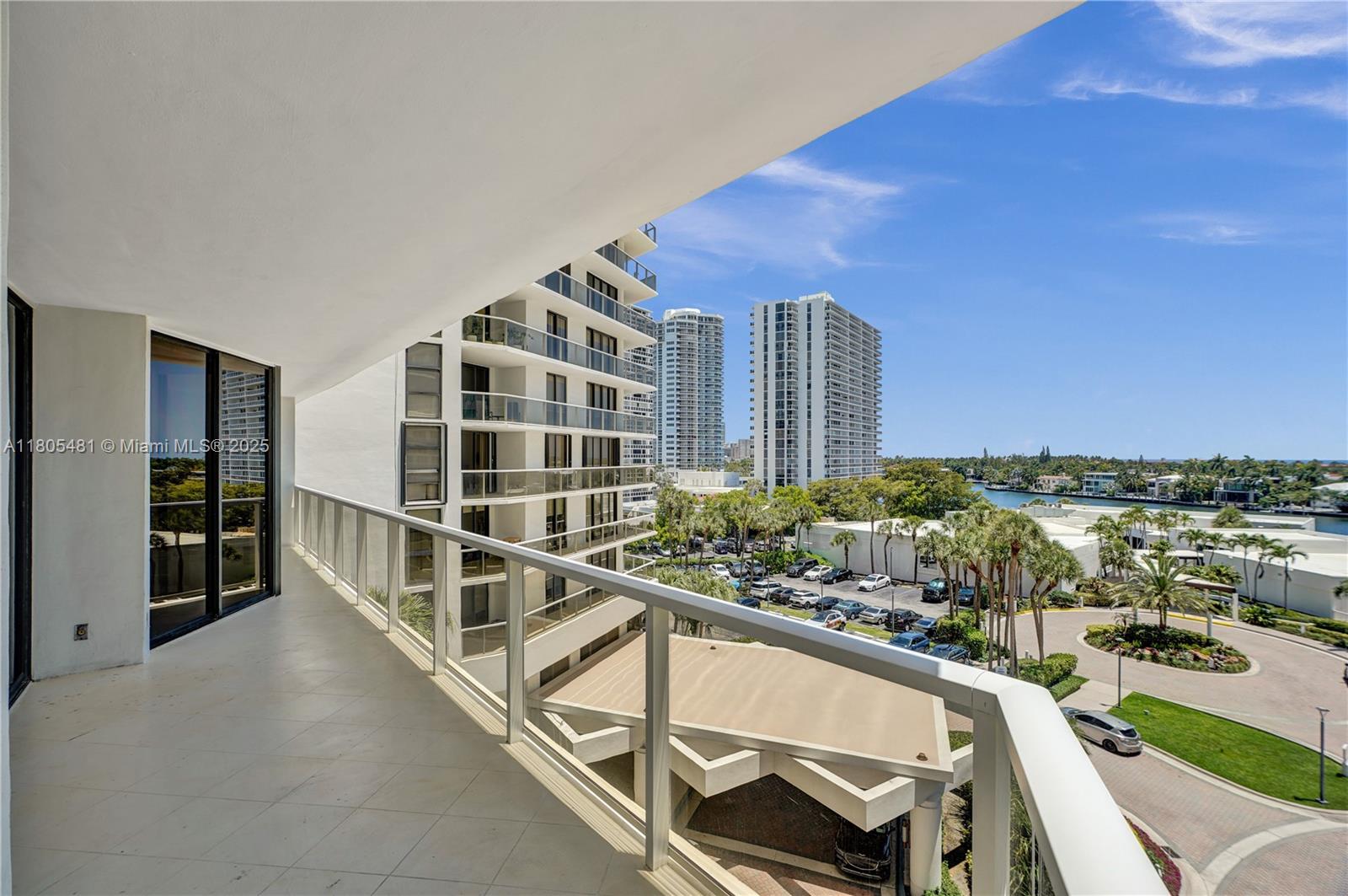 Aventura, Florida, 33180, United States, 2 Bedrooms Bedrooms, ,2 BathroomsBathrooms,Residential,For Sale,1827692