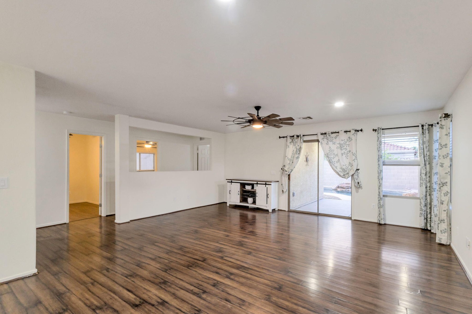  8464 E Natal Circle¦Mesa, AZ - 物件實景