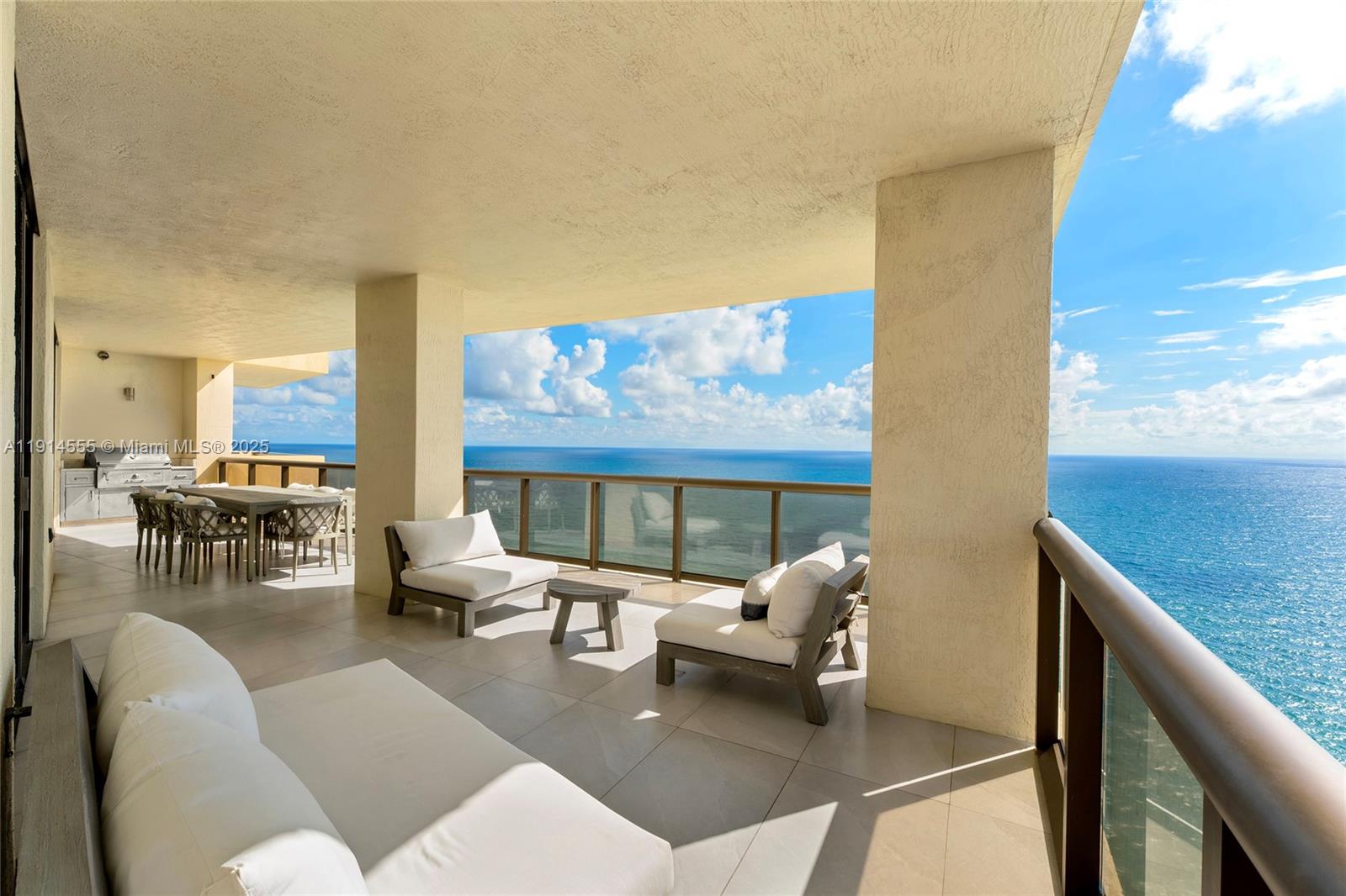 Sunny Isles Beach, Florida, 33160, United States, 6 Bedrooms Bedrooms, ,7 BathroomsBathrooms,Residential,For Sale,1993473