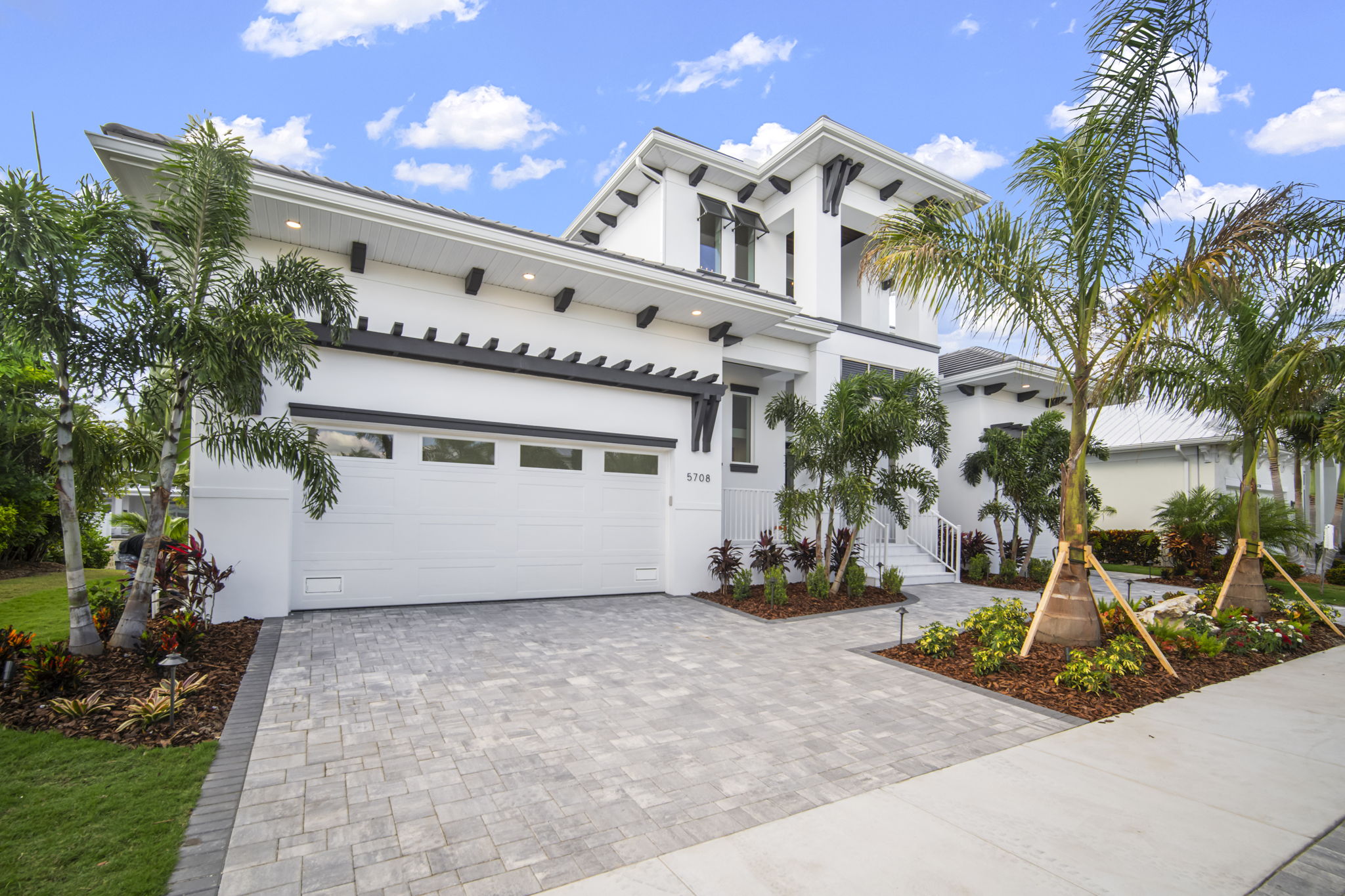 Apollo Beach, Florida, 33572, United States, 4 Bedrooms Bedrooms, ,5 BathroomsBathrooms,Residential,For Sale,1977483