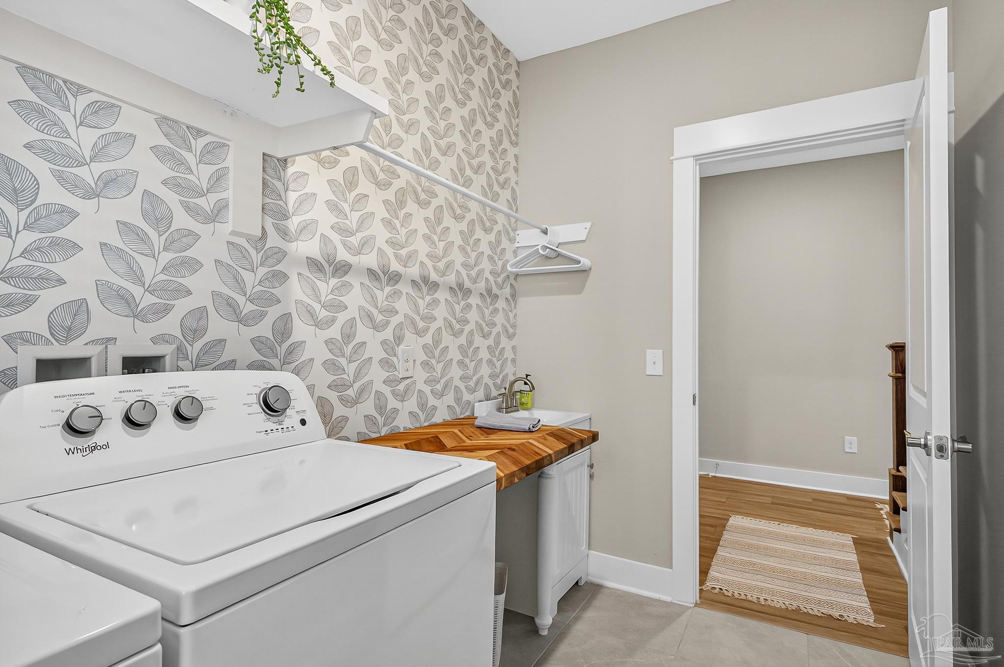 Cantonment, Florida, 32533, United States, 4 Bedrooms Bedrooms, ,3 BathroomsBathrooms,Residential,For Sale,1992580