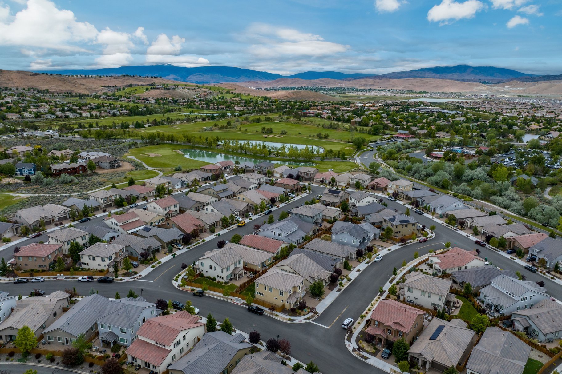  Two Story Walking Distance to Red Hawk Golf Course - 物件實景