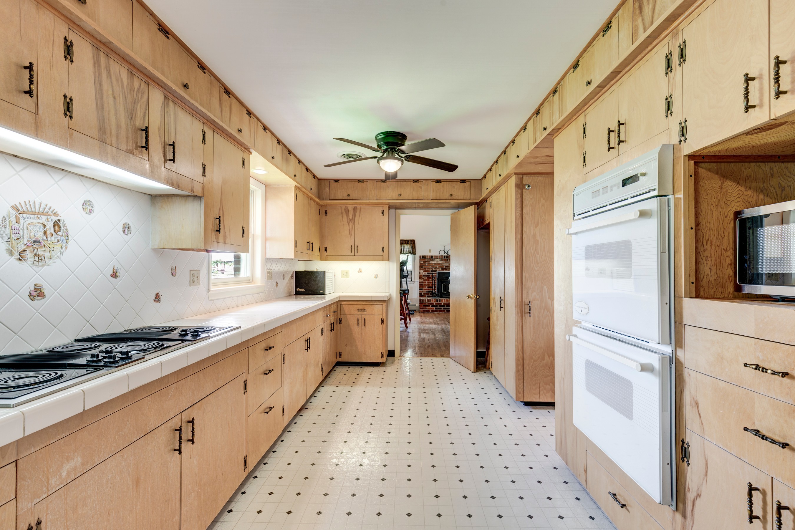  NONE AVAILABLE - 物件實景