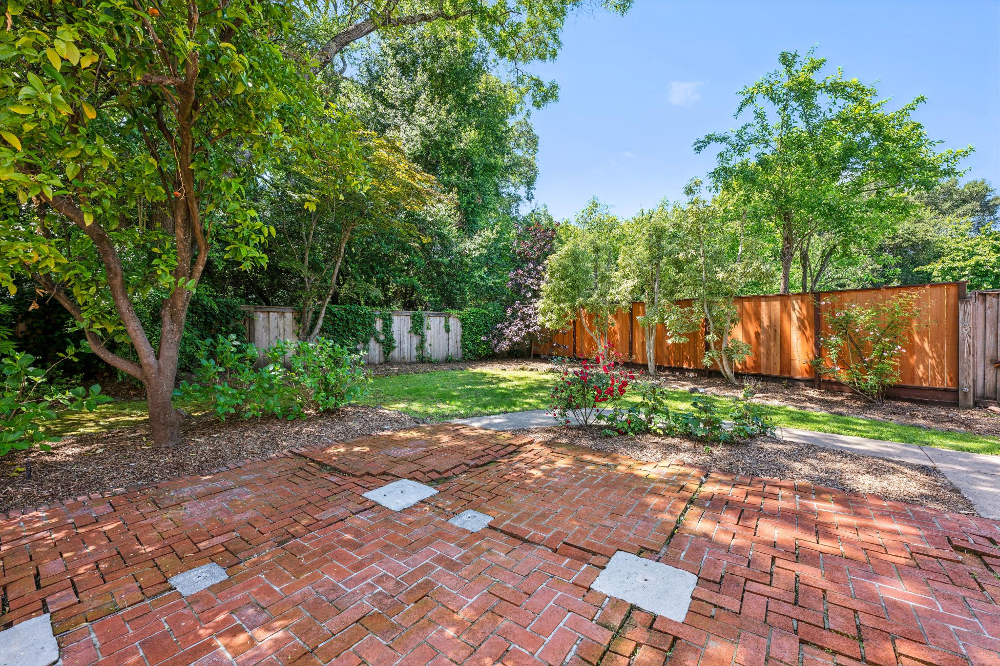  Expansive San Marin Home with Pool - 物件實景