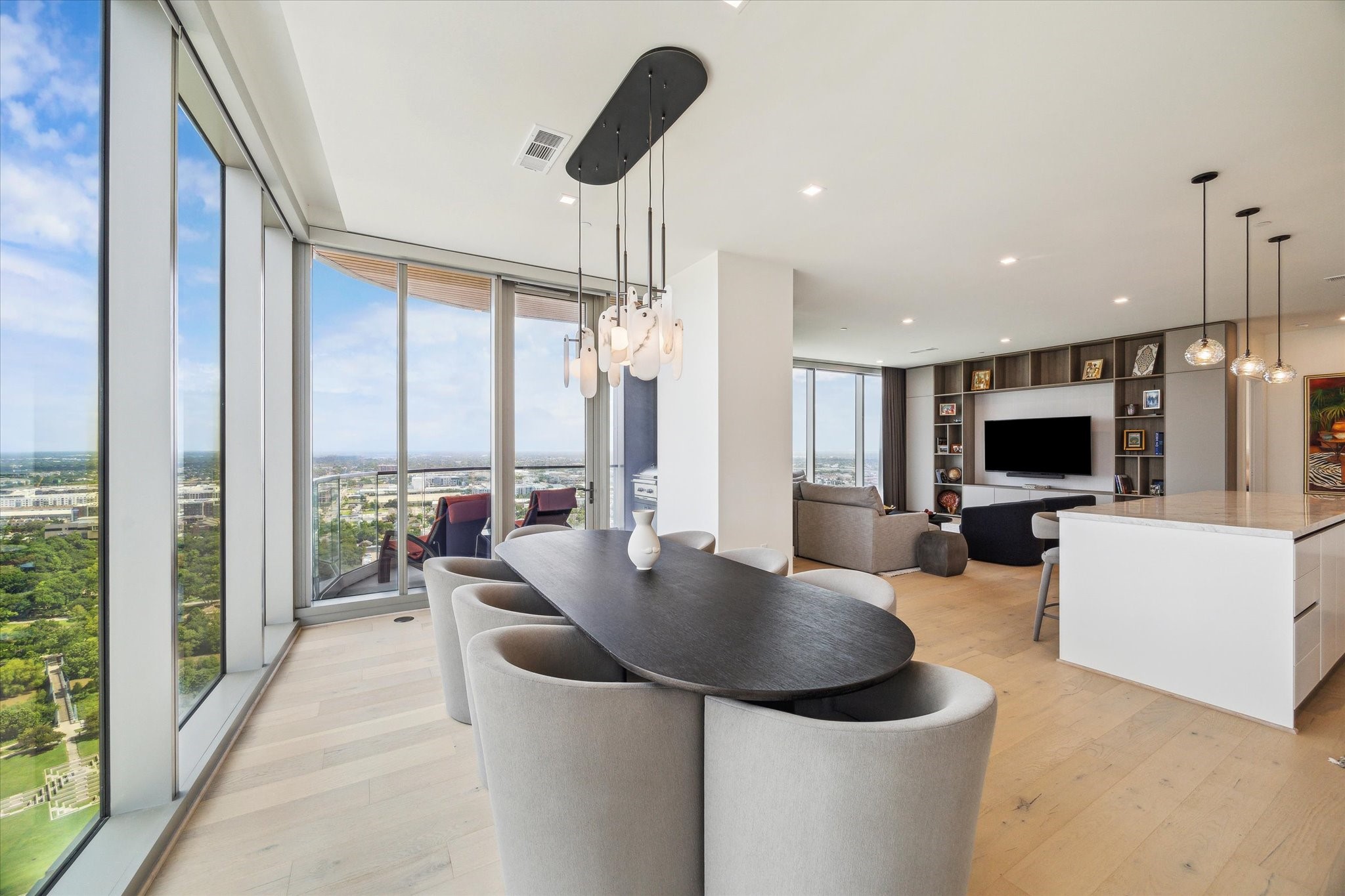  1711 Allen Parkway #2601 - 物件實景